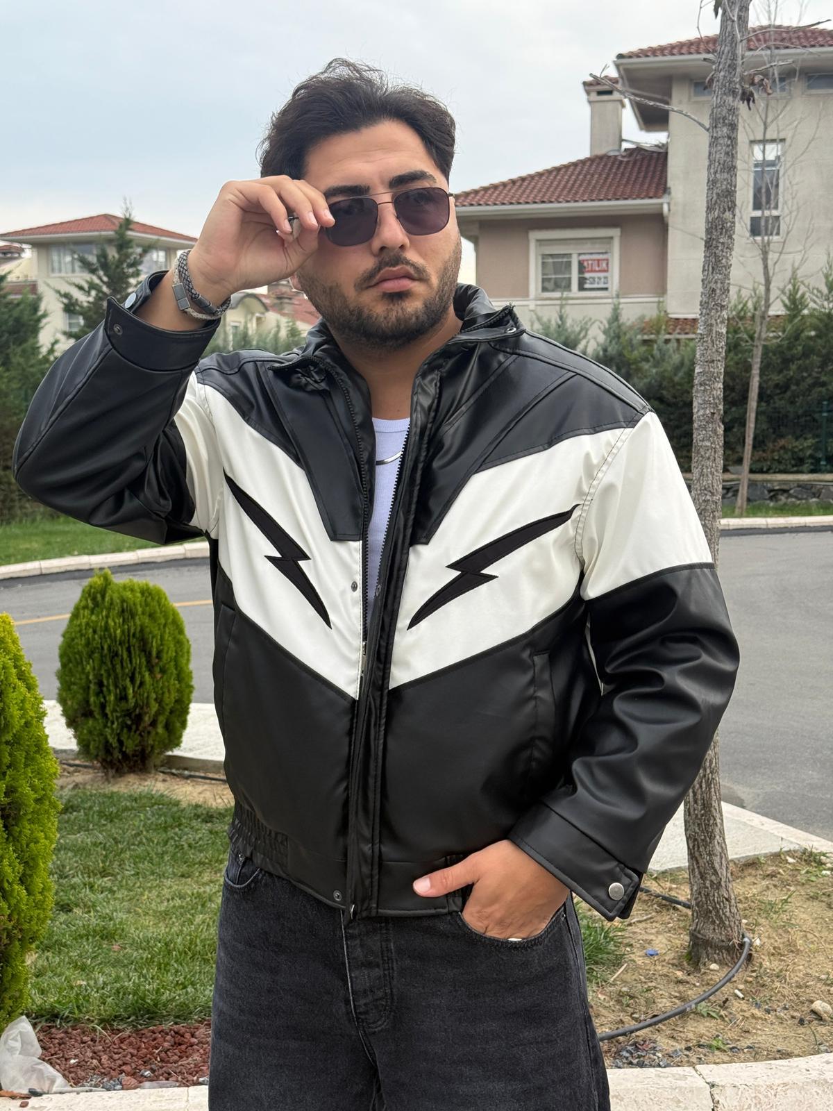 Şimşek Nakışlı Detaylı Deri Ceket Siyah