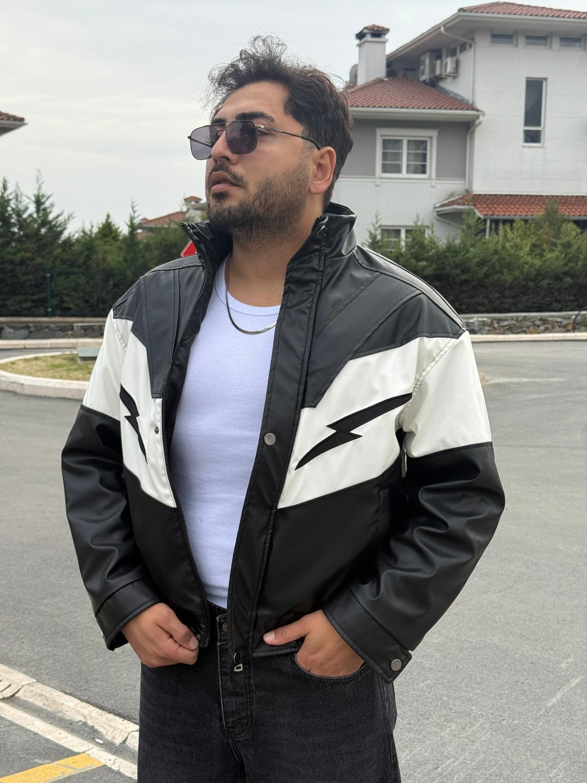 Şimşek Nakışlı Detaylı Deri Ceket Siyah