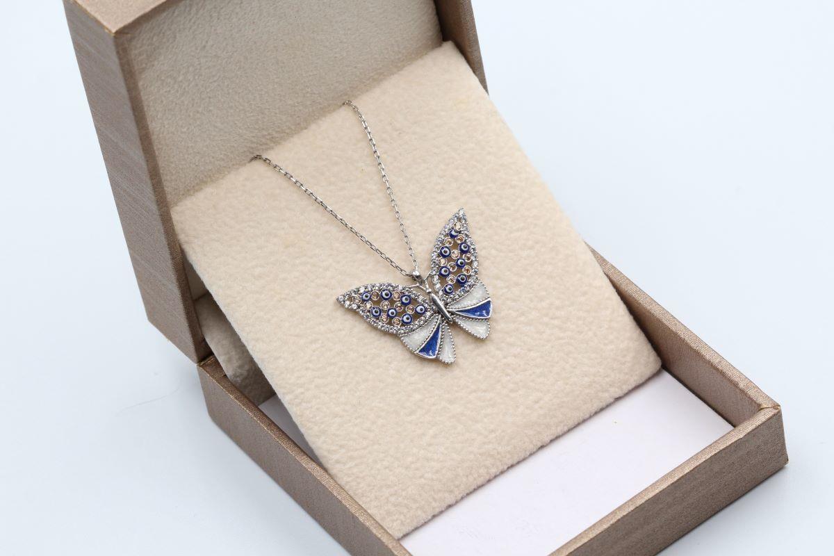 Gümüş Kelebek Kolye