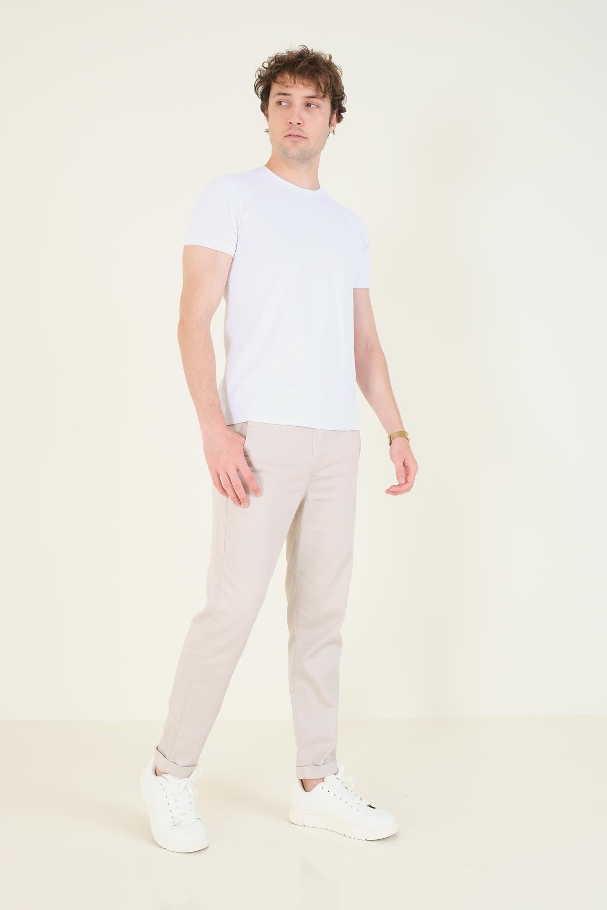 Erkek Sıfır Yaka Basic T-Shirt Beyaz