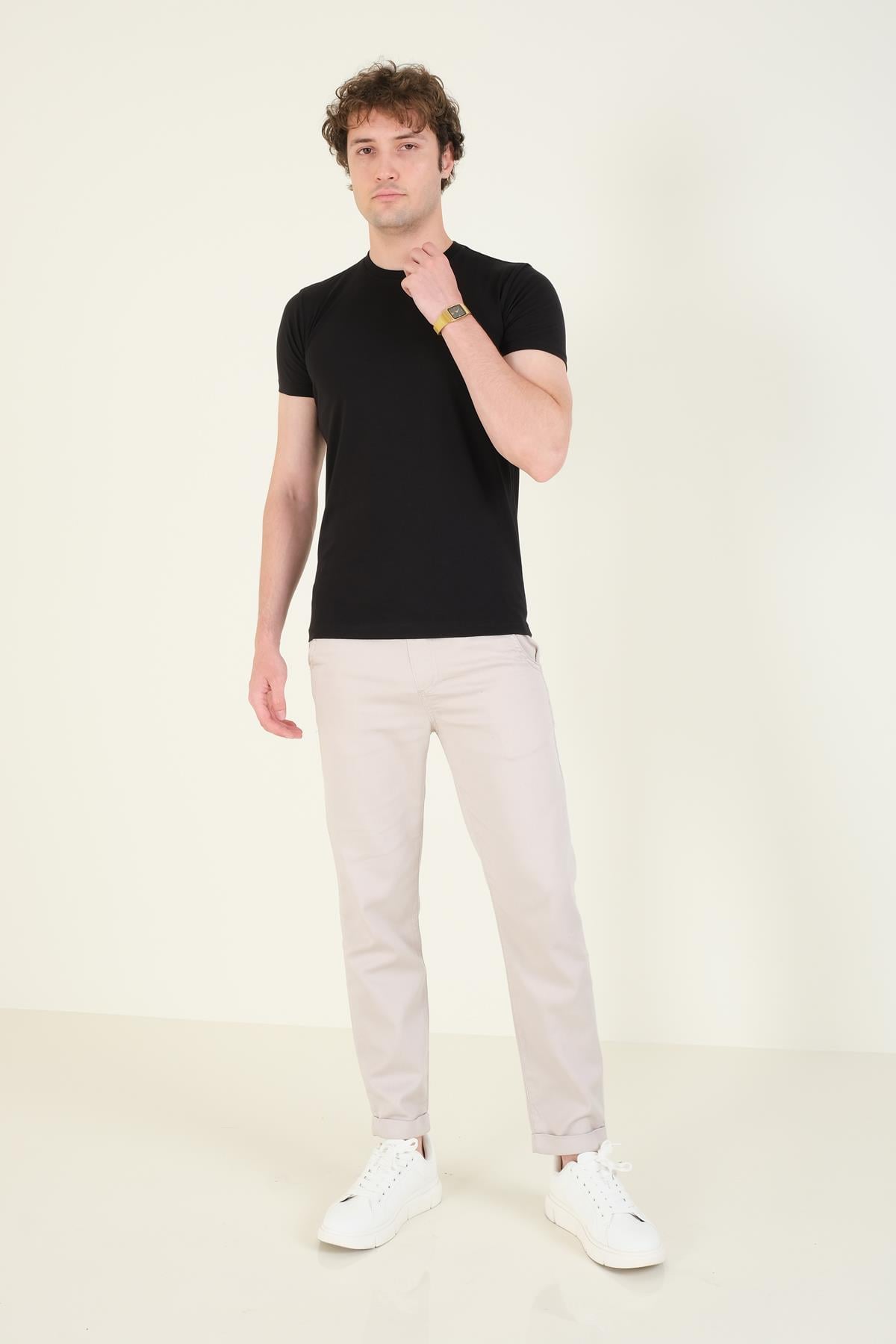 Erkek Sıfır Yaka Basic T-Shirt Siyah