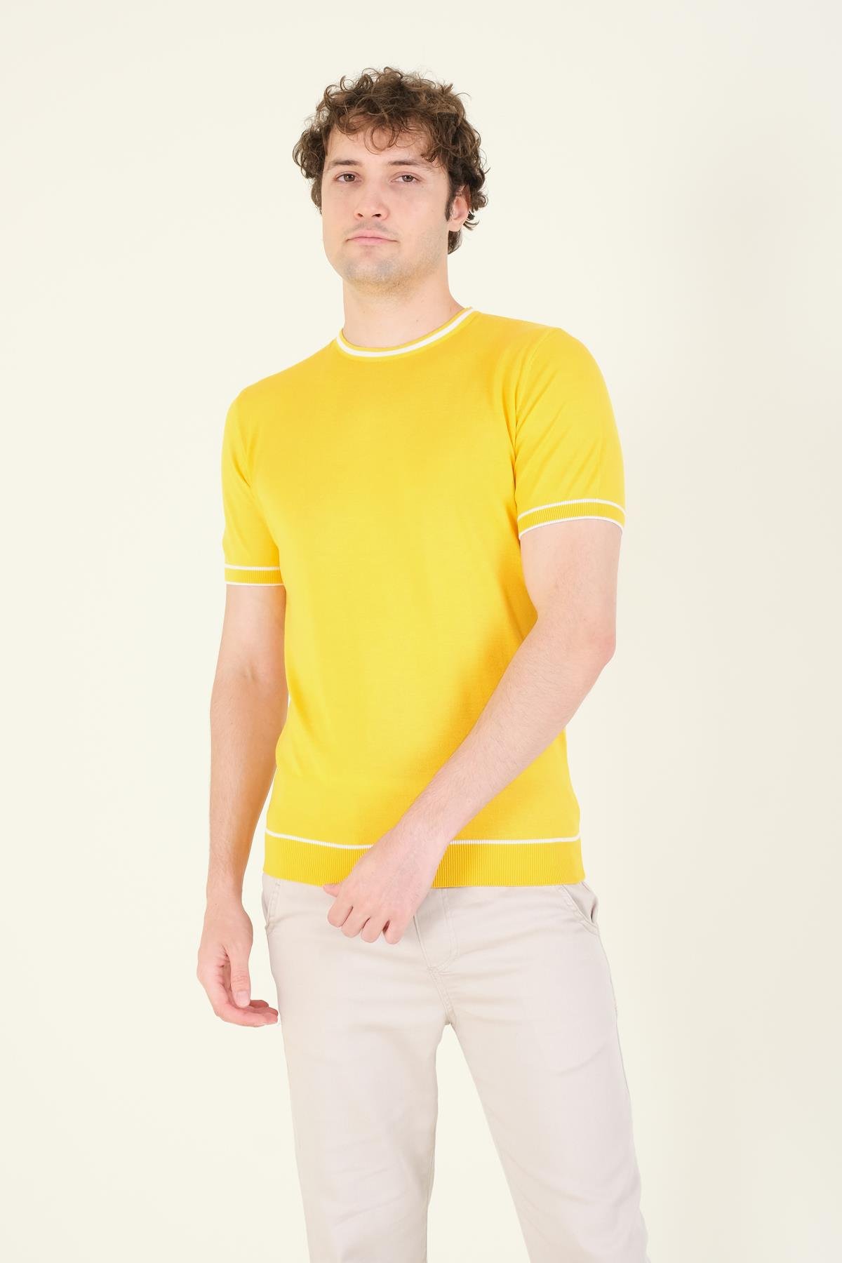 Erkek Sıfır Yaka Biyeli Merserize T-Shirt Sarı