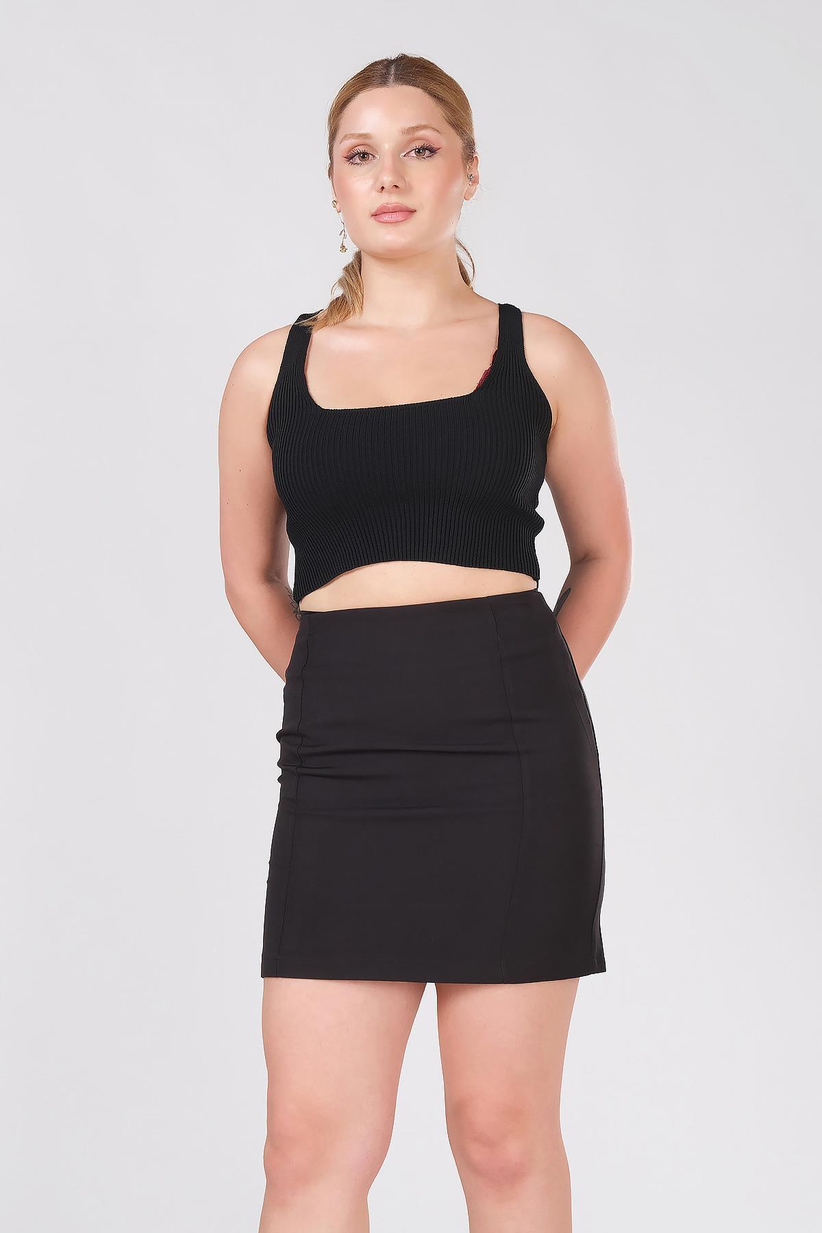 Kadın Astarlı Duz Mini Etek Siyah