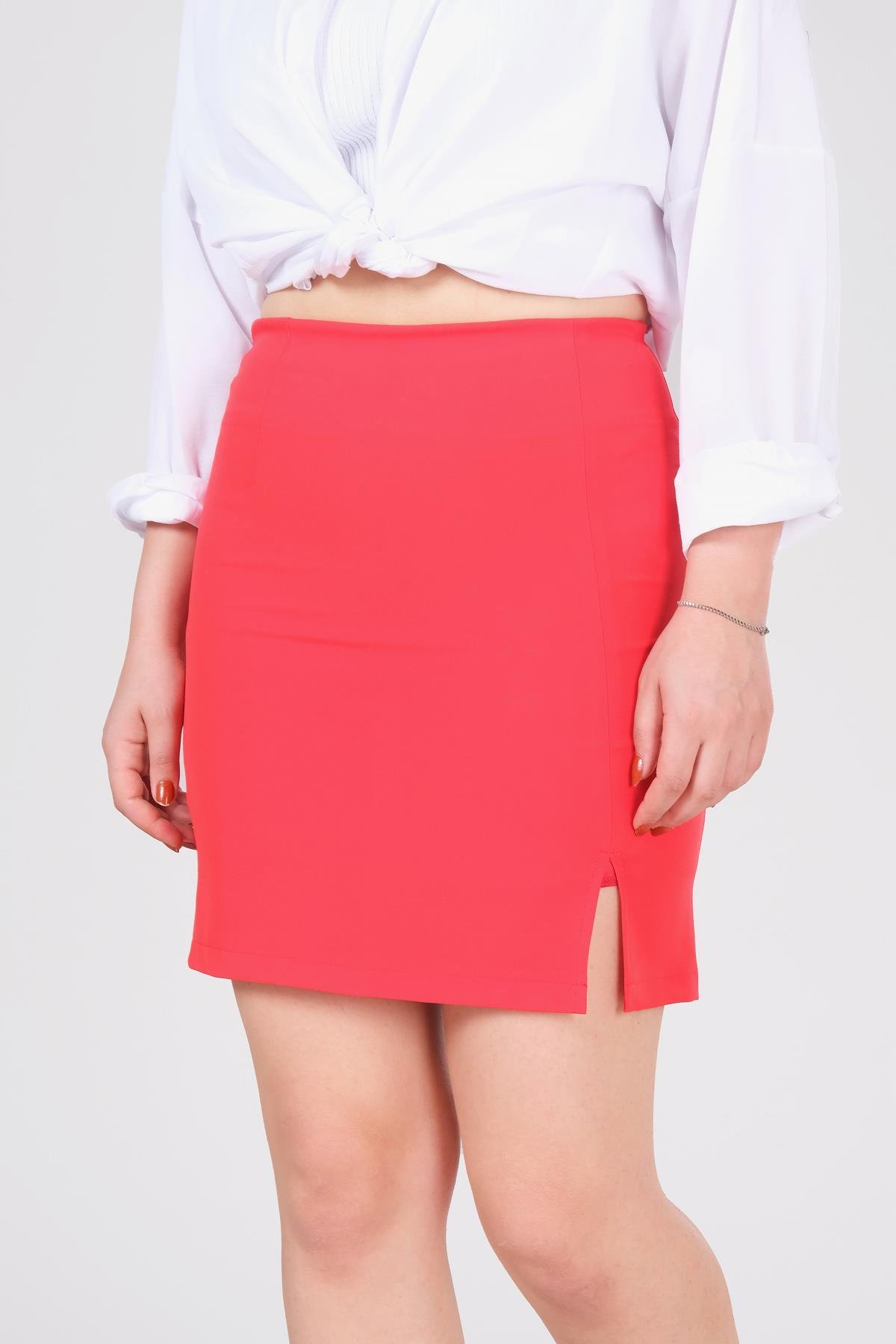 Kadın Astarlı Yan Yırtmaçlı Etek Kırmızı