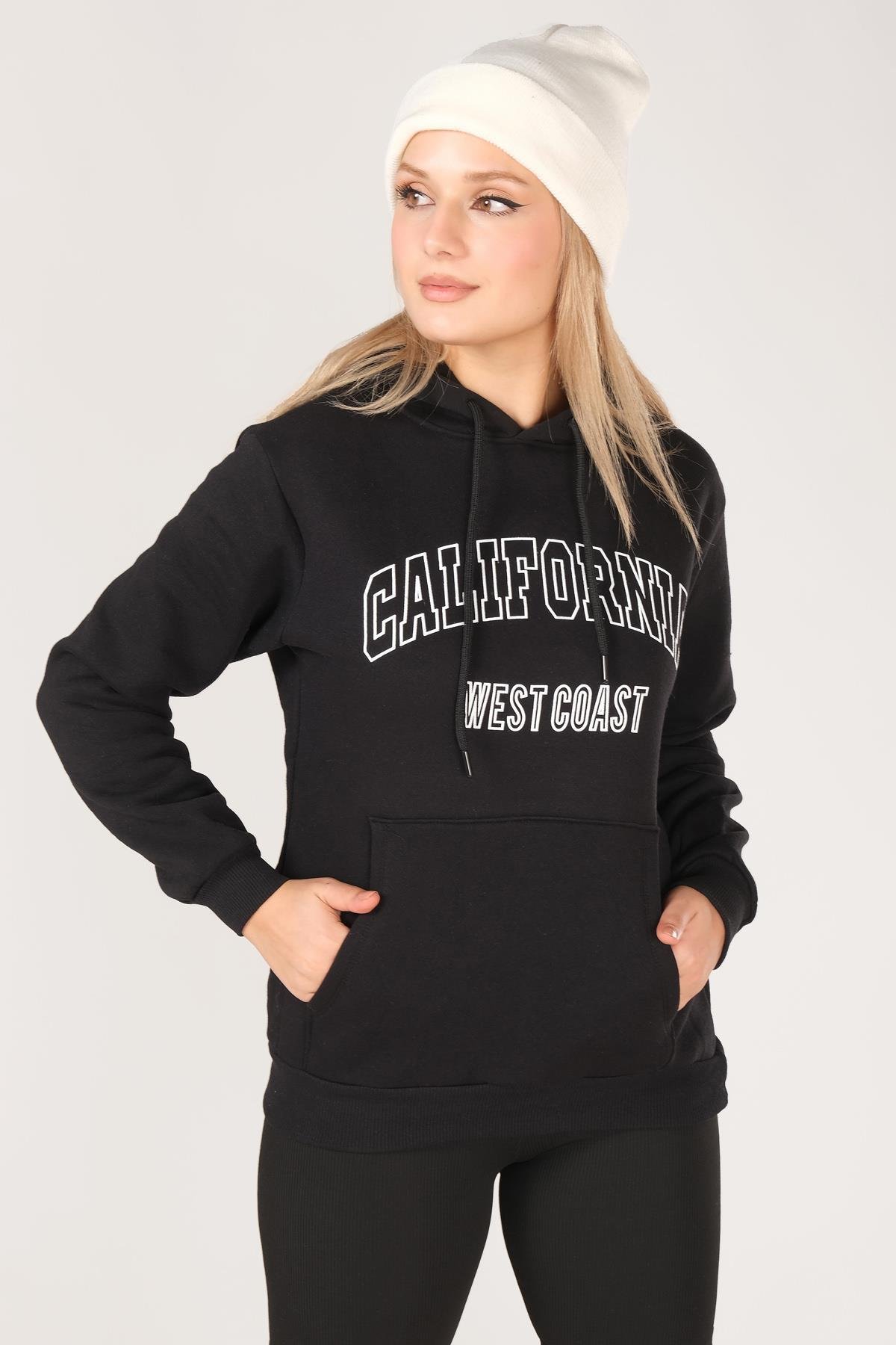 Kadın California Baskılı Kanguru Cep Kapuşonlu Sweatshirt Siyah