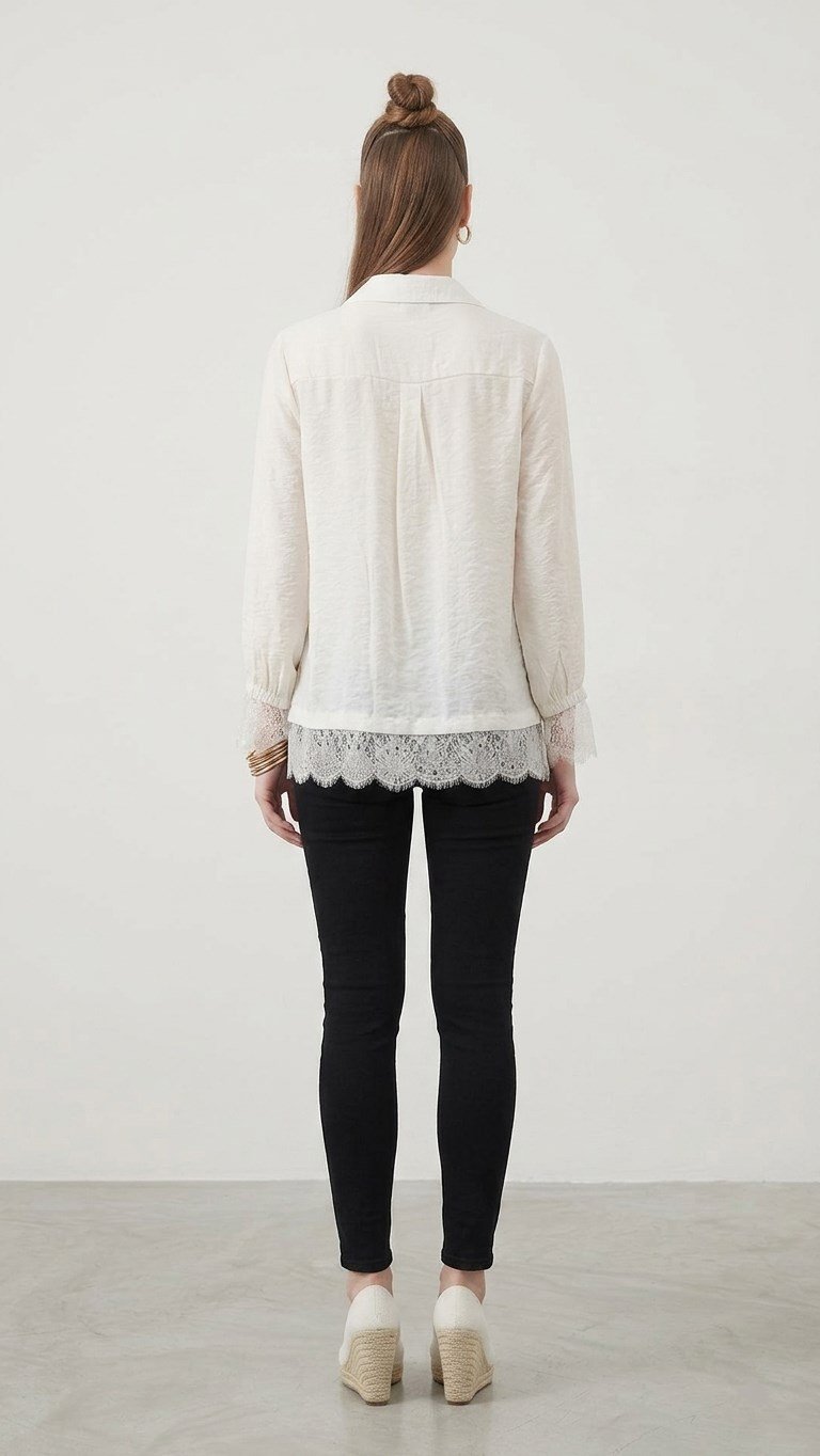 Kadın Kol Ve Etek Ucu Dantel Detaylı Gömlek Ekru