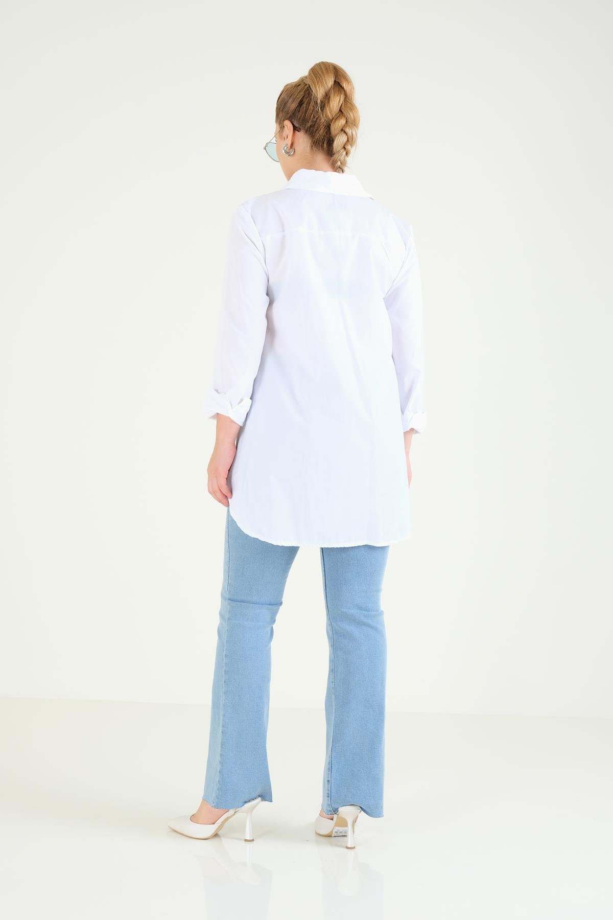 Kadın Oversize İşlemeli Gömlek Beyaz