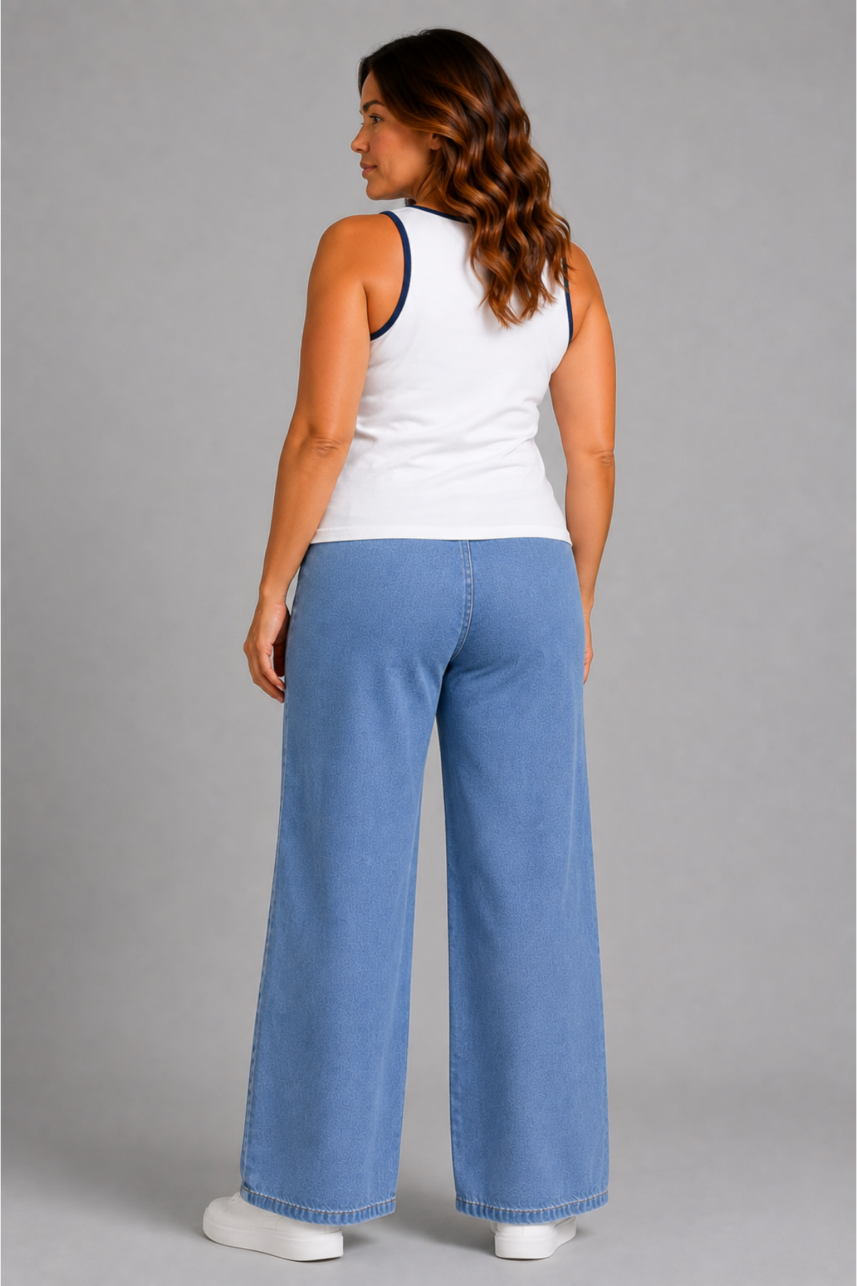 Curve Kadın Büyük Beden Esnek Kumaş Lastikli Yüksek Bel İpli Cepli Bol Paça Jeans Kot Mavi Pantolon