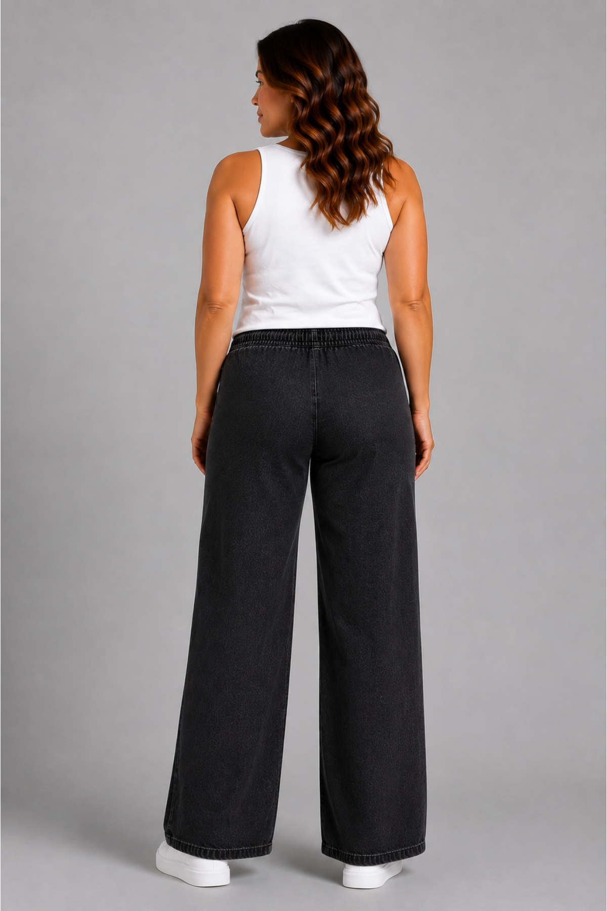 Curve Kadın Büyük Beden Esnek Kumaş Lastikli Yüksek Bel İpli Cepli Bol Paça Jeans Kot Pantolon