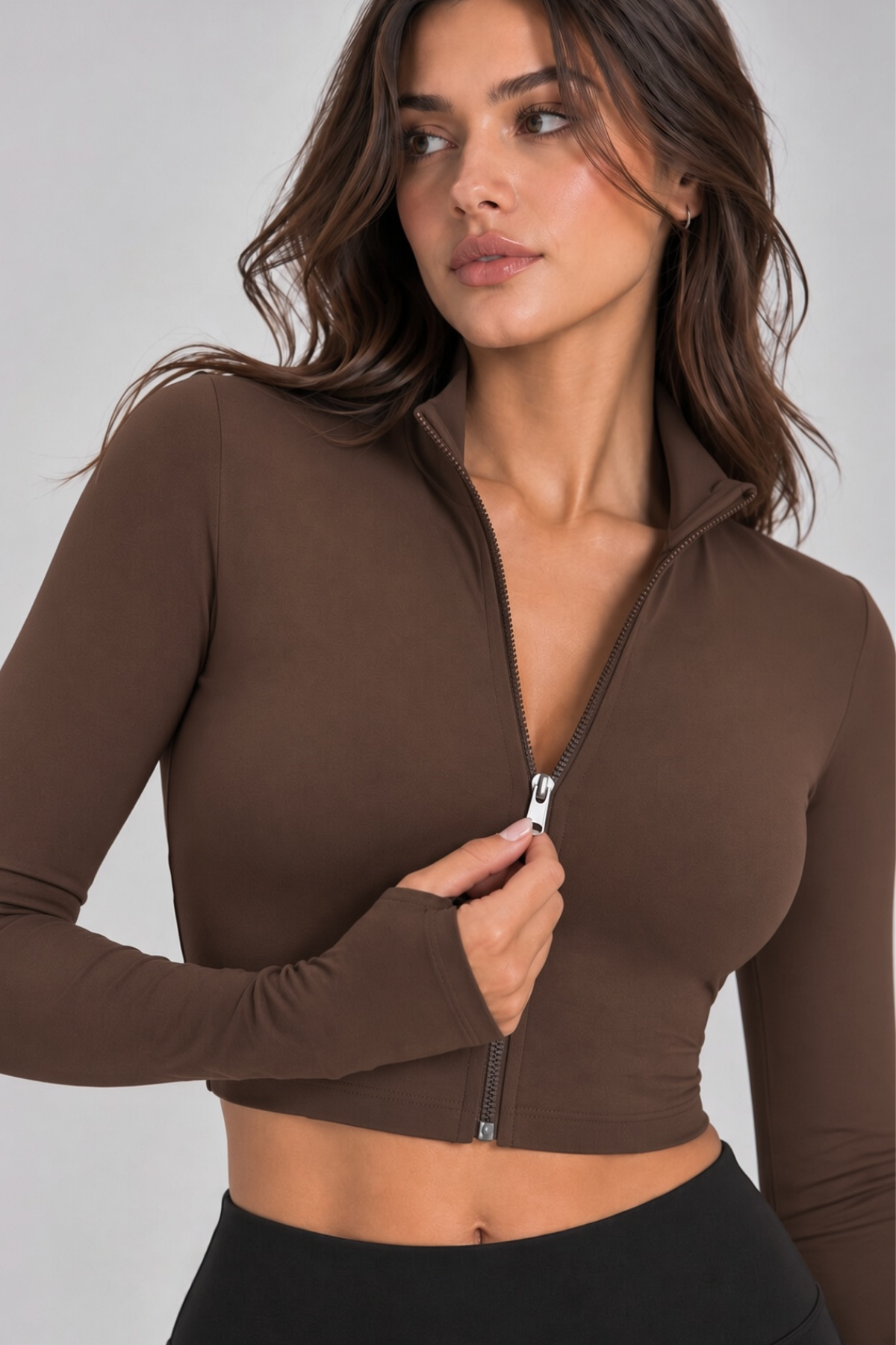 Kadın Fermuarlı Dik Yaka Parmak Geçmeli Uzun Kollu Slim Fit Kahve Rengi Beyaz Bluz Crop