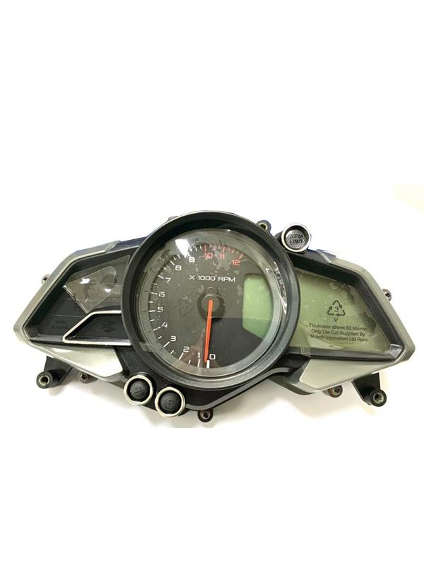KM SAATİ NS 200 A