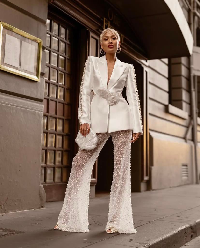 3D çiçek Cut-out Blazer pullu boncuk smokin ve pantolon takım