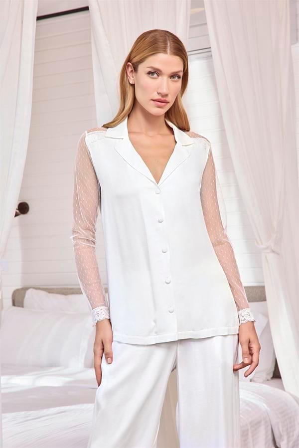 Arias Closet Dantelli ve Tüllü Uzun Kollu Önü Düğmeli Saten Pijama Takımı