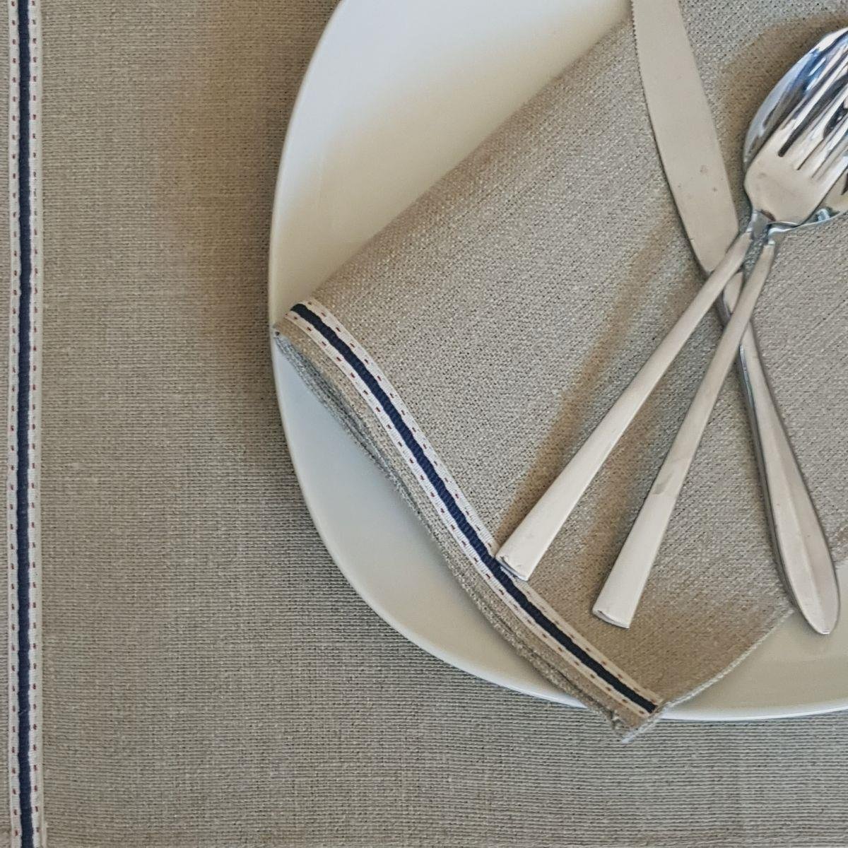 BY138 Table Mat Natural