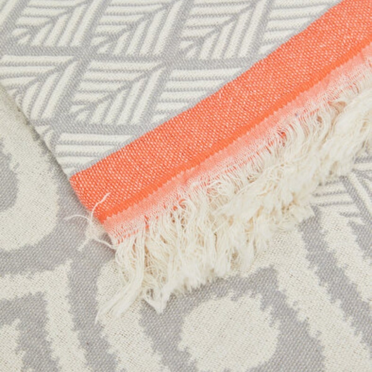 May Throw Light Grey - Coral
