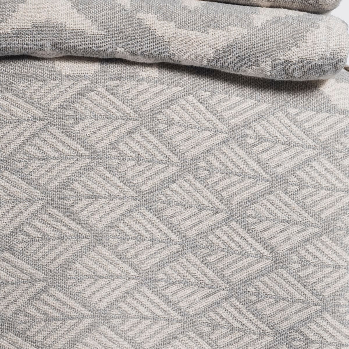 May Throw Light Grey - Coral