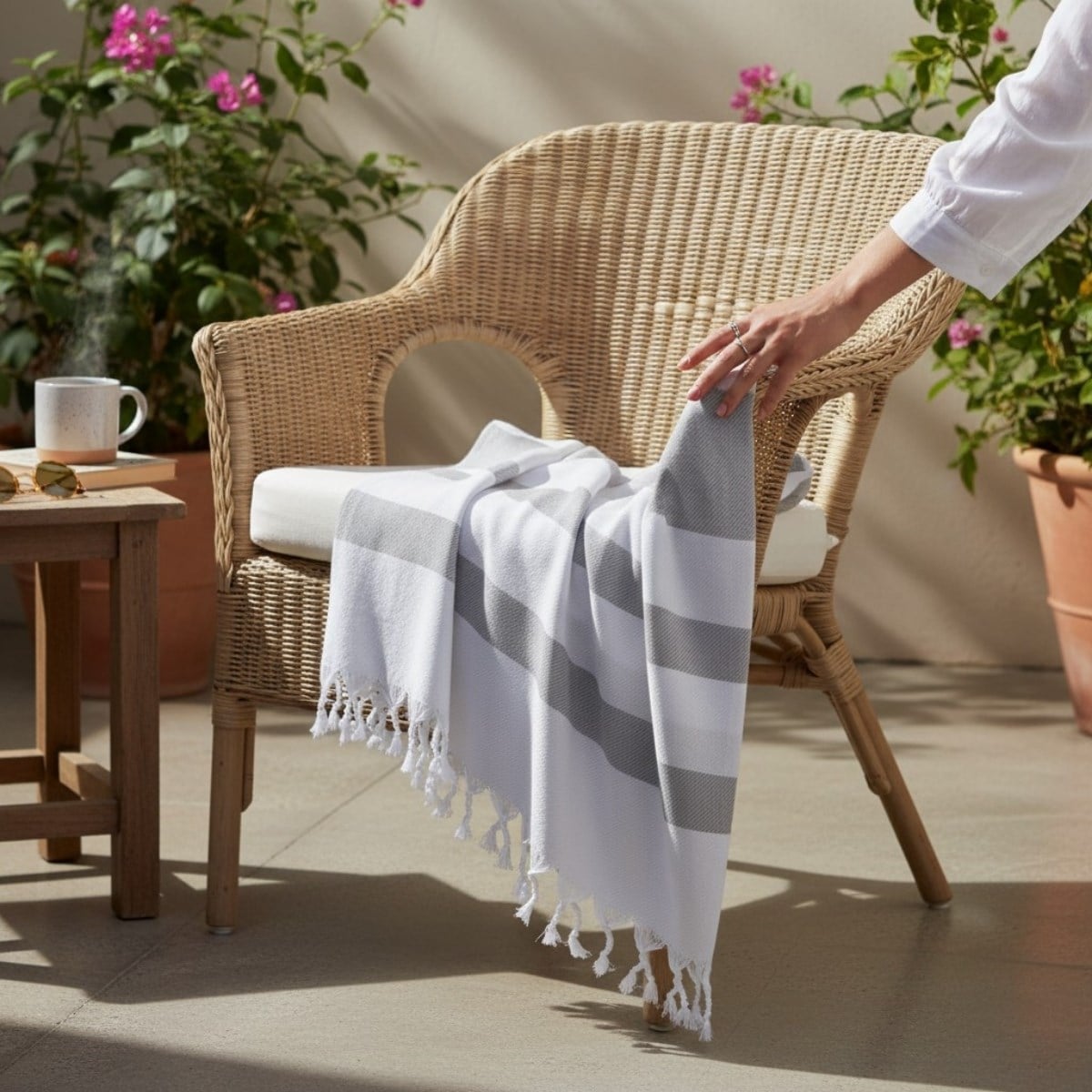 Soho Peshtemal White - Taupe