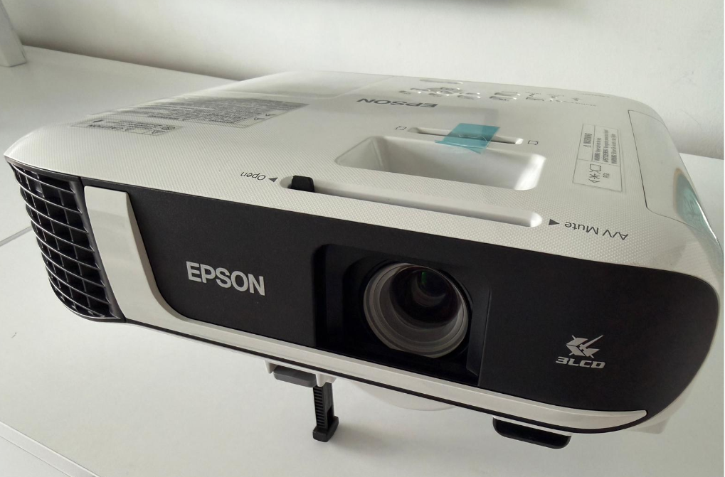 Epson EB-FH52 Full HD Kablosuz Projeksiyon Cihazı