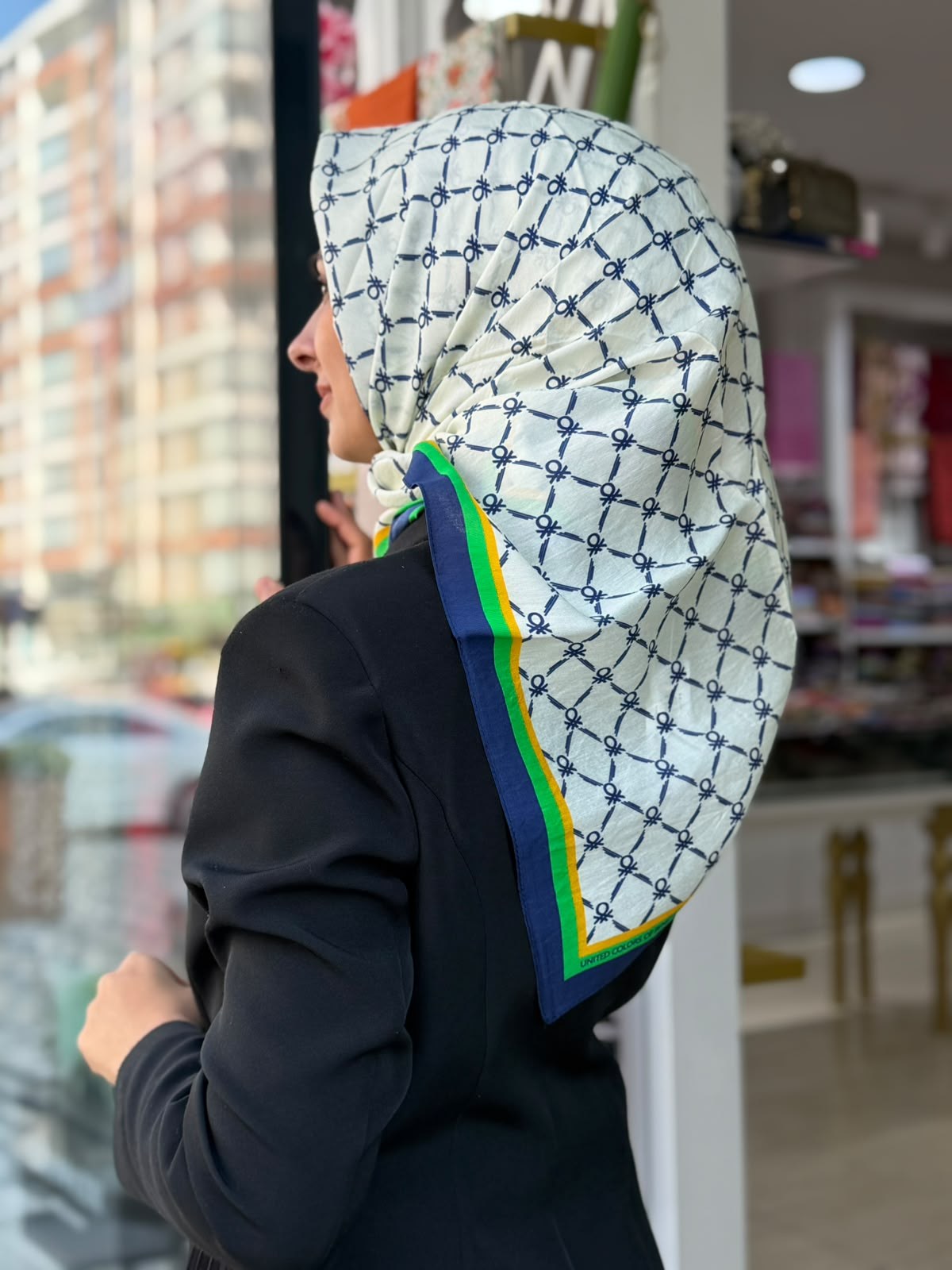 Benetton Desenli Eşarp