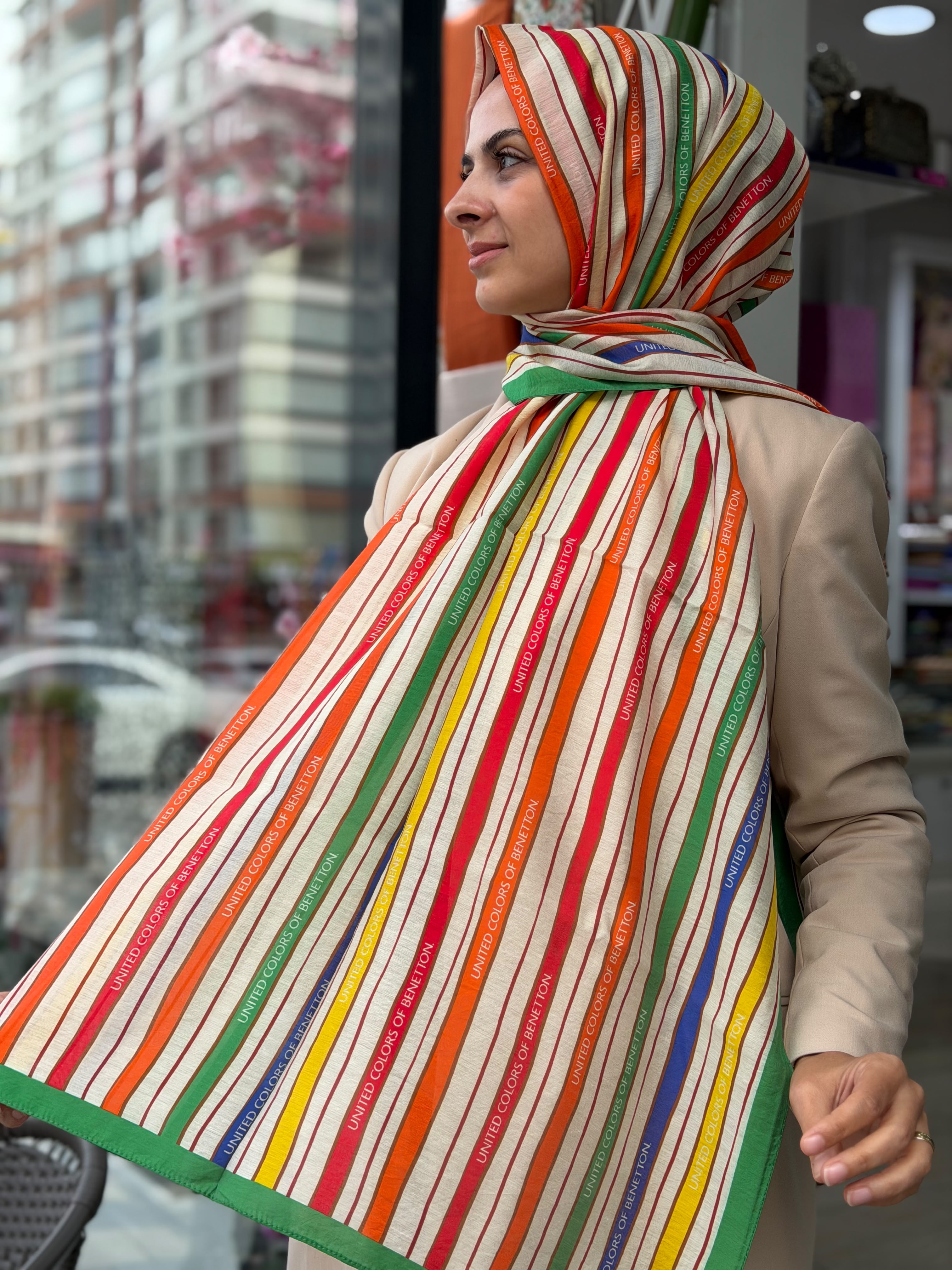 Benetton Desenli Şal