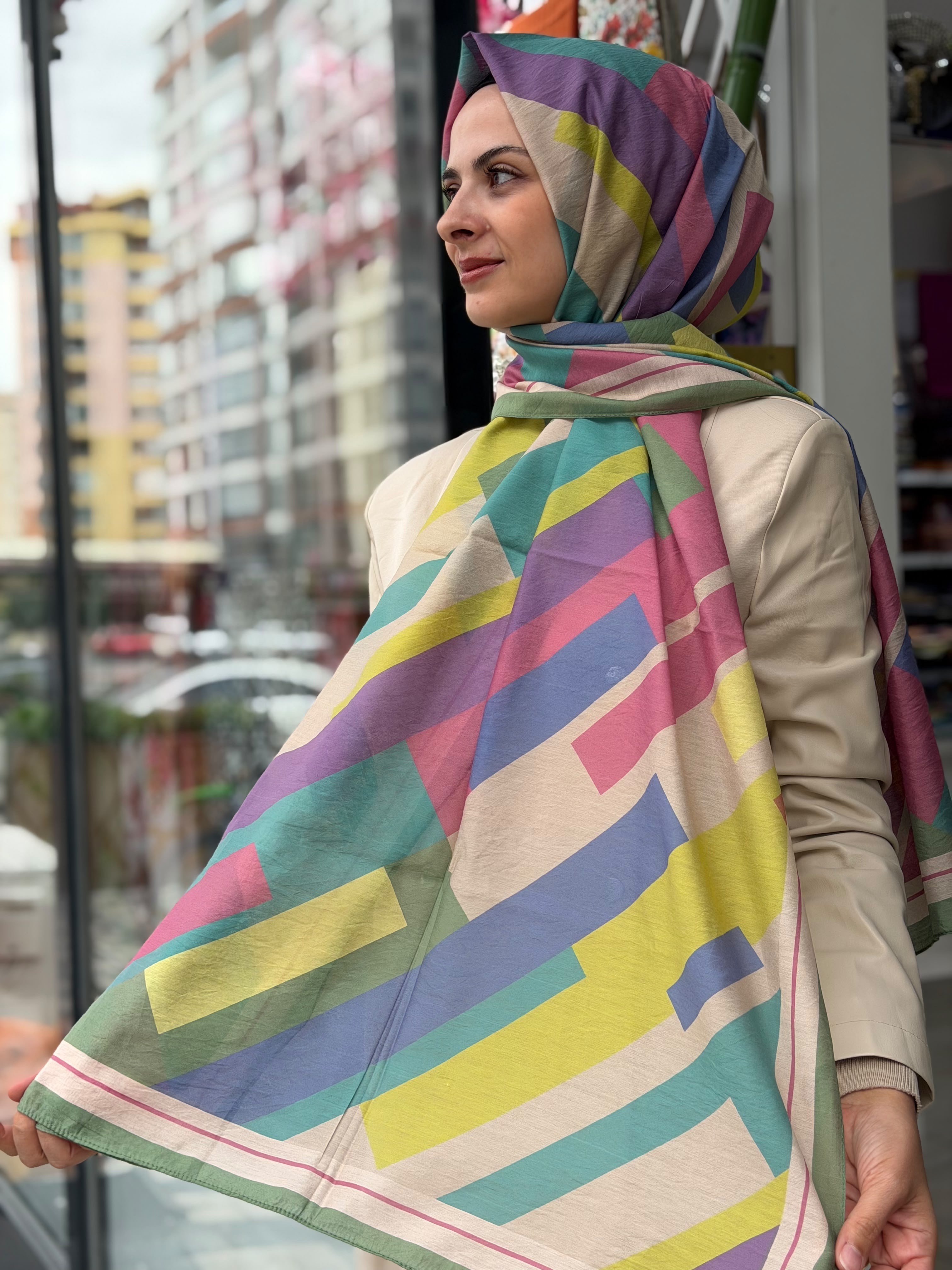Benetton Desenli Şal