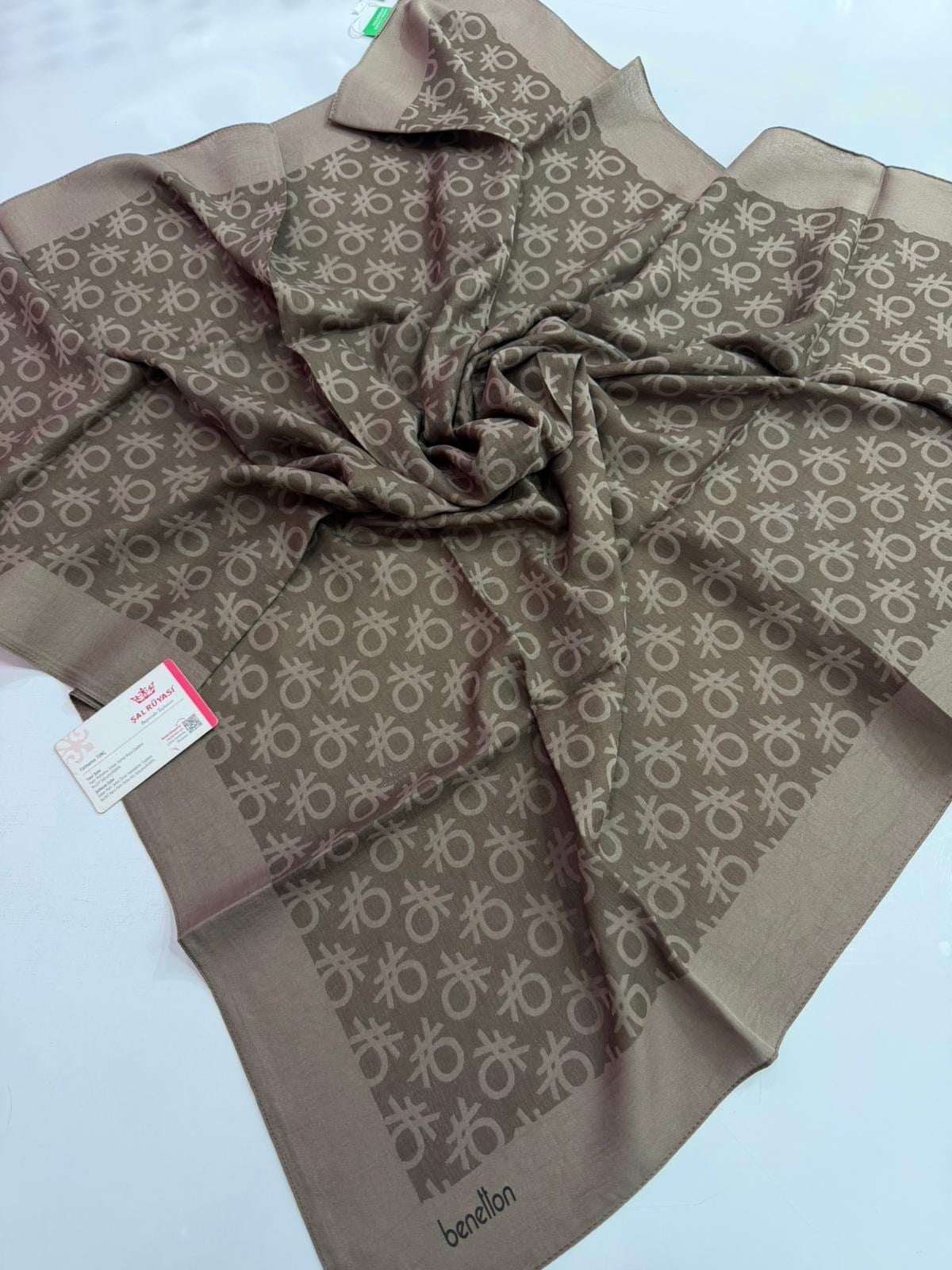 Benetton Monogram Elegante Eşarp 16