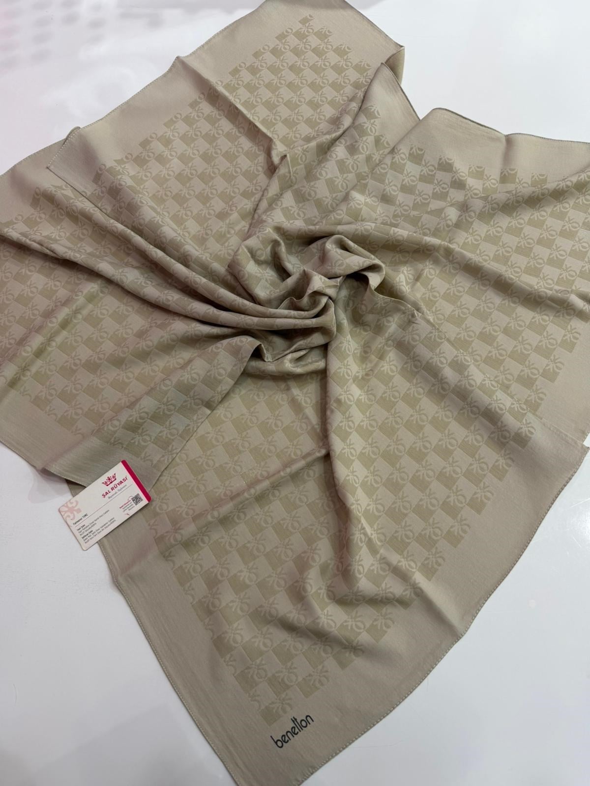 Benetton Monogram Elegante Eşarp Bej Rengi