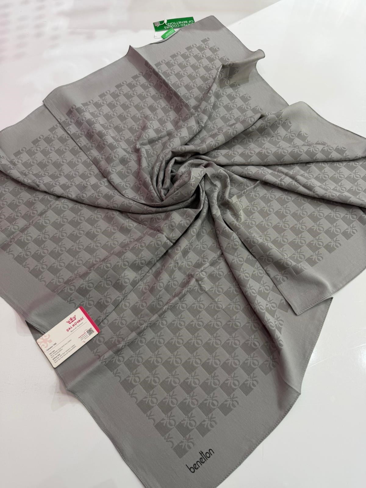 Benetton Monogram Elegante Eşarp Yeni Gri Rengi