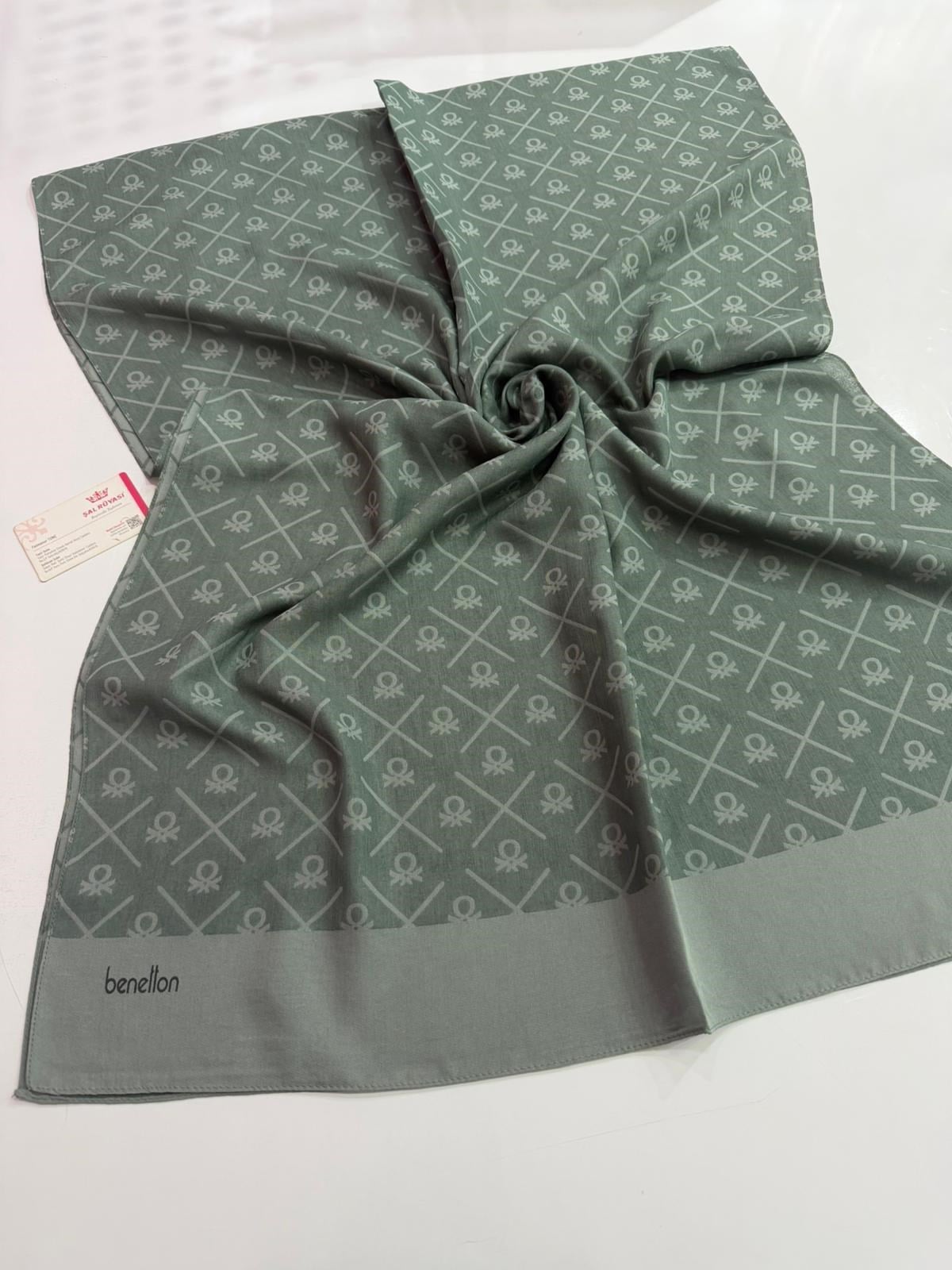 Benetton Monogram Elegante Şal Çağla Rengi