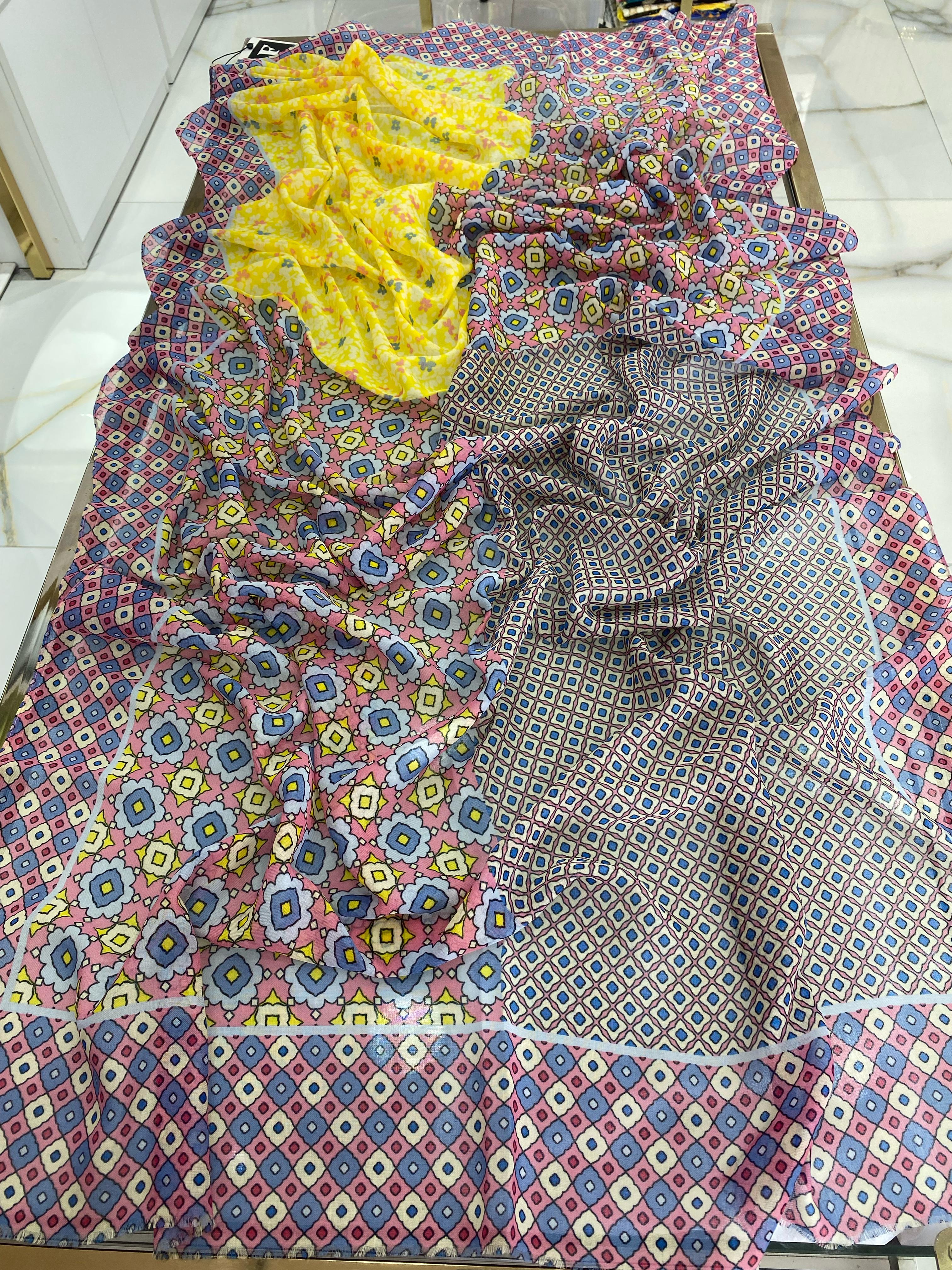 Çok Renkli Patchwork Geometrik Desenli Şal