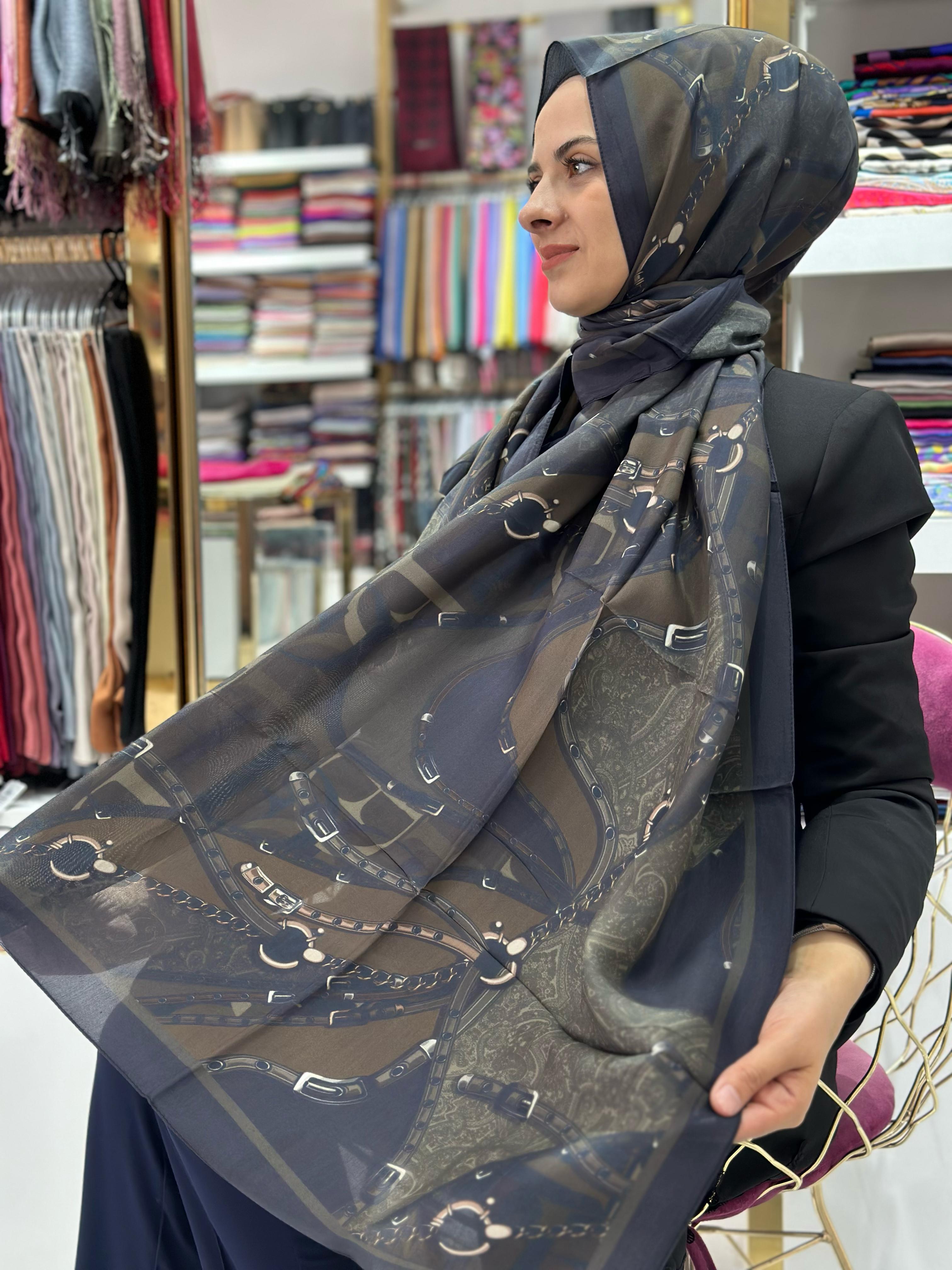 Ed Scarf Celebrity Lacivert Desenli Şal