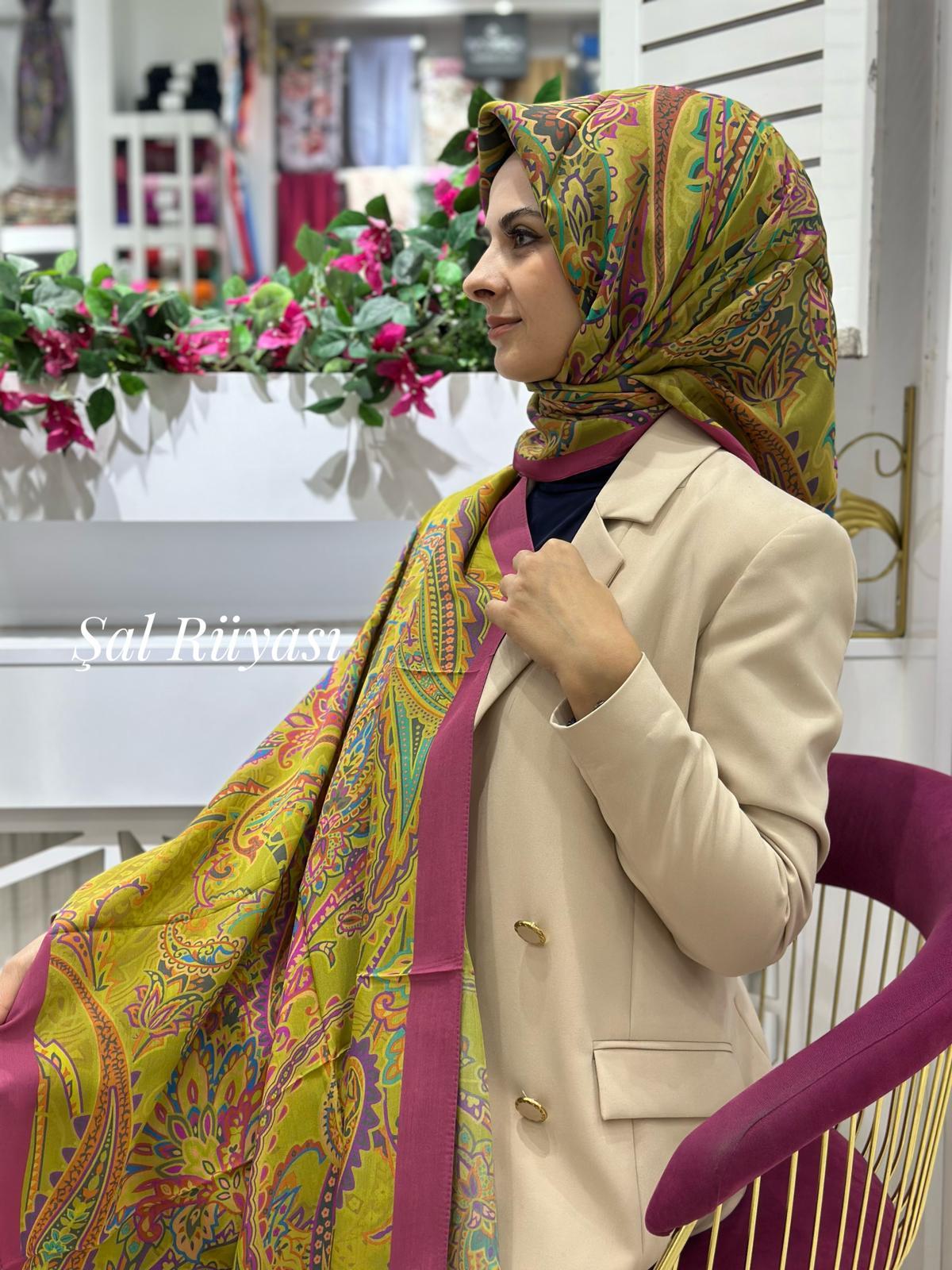 Ed Scarf Desenli Eşarp Yağ Yeşili Rengi
