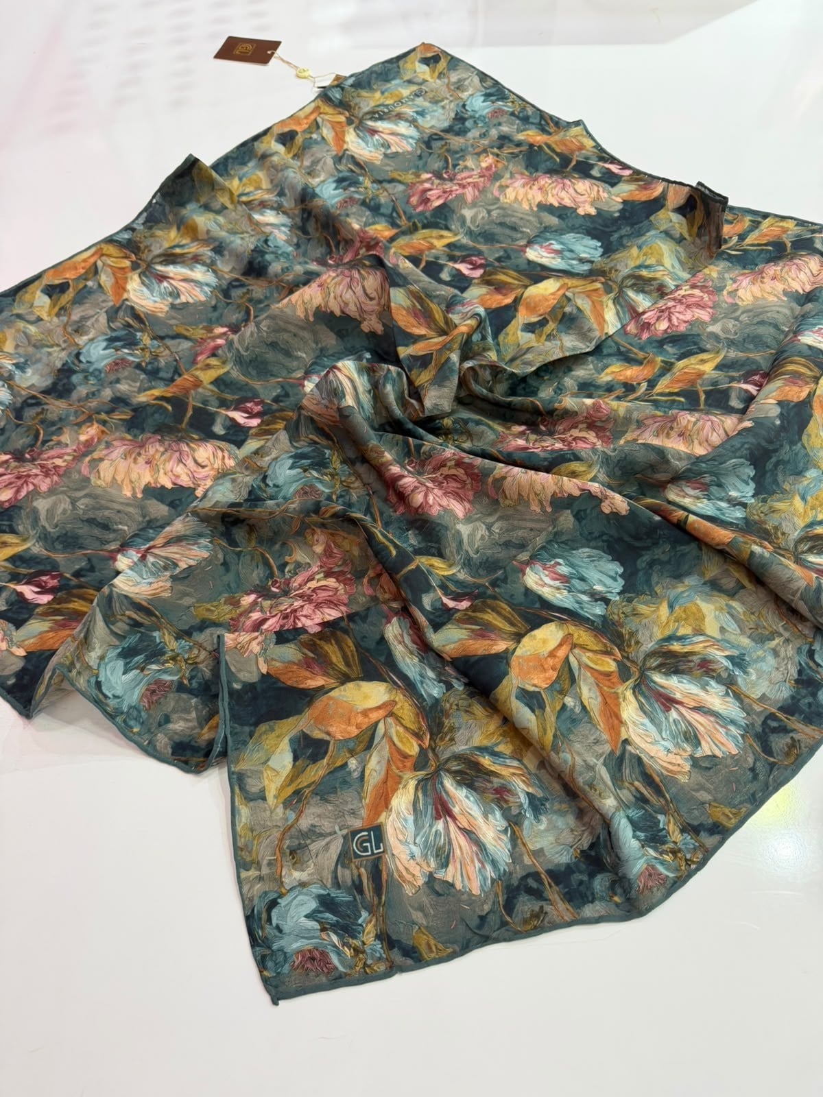 Glamouria Desenli Eşarp 06