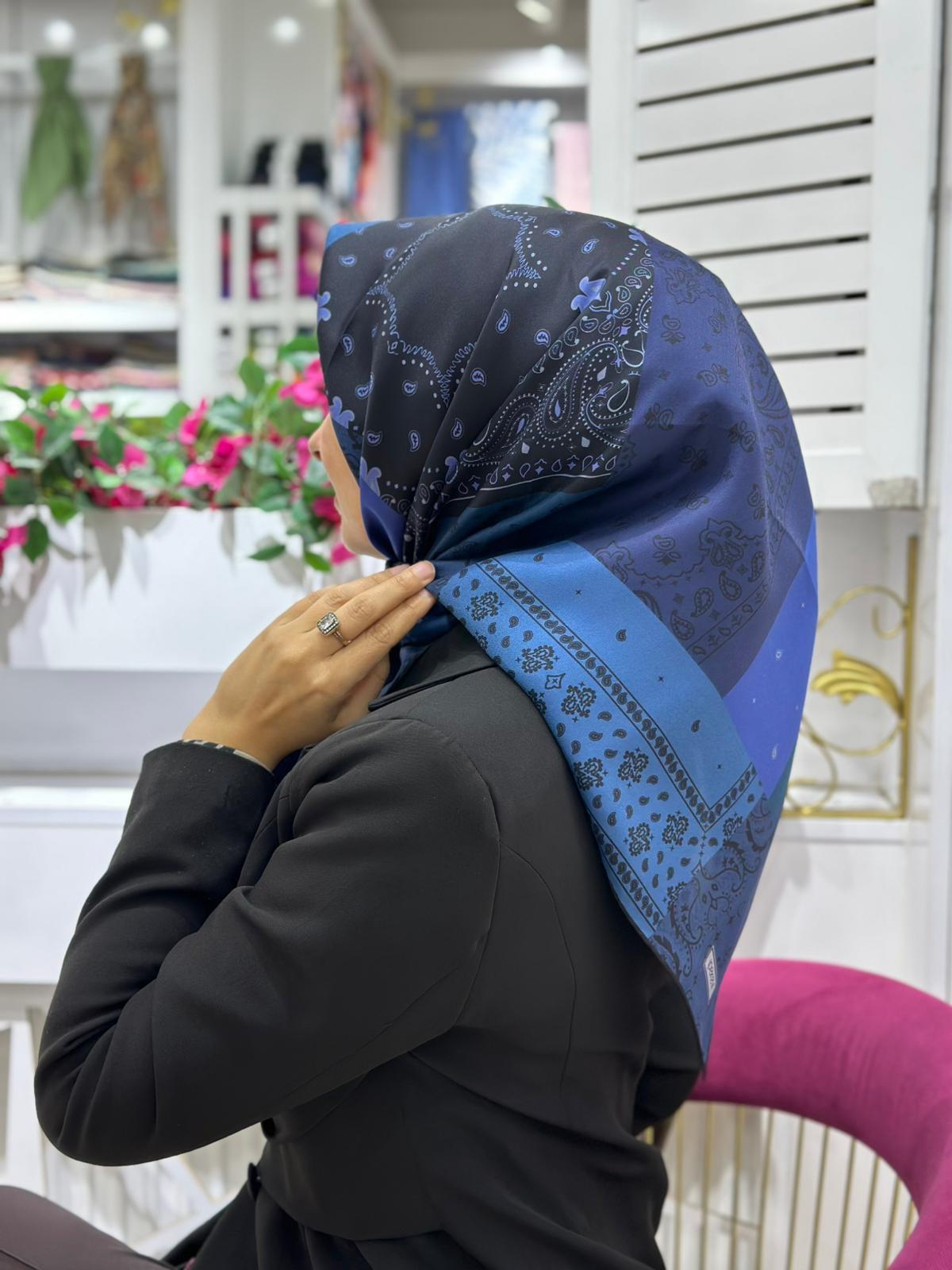 İpekevi Desenli İpek Eşarp 01