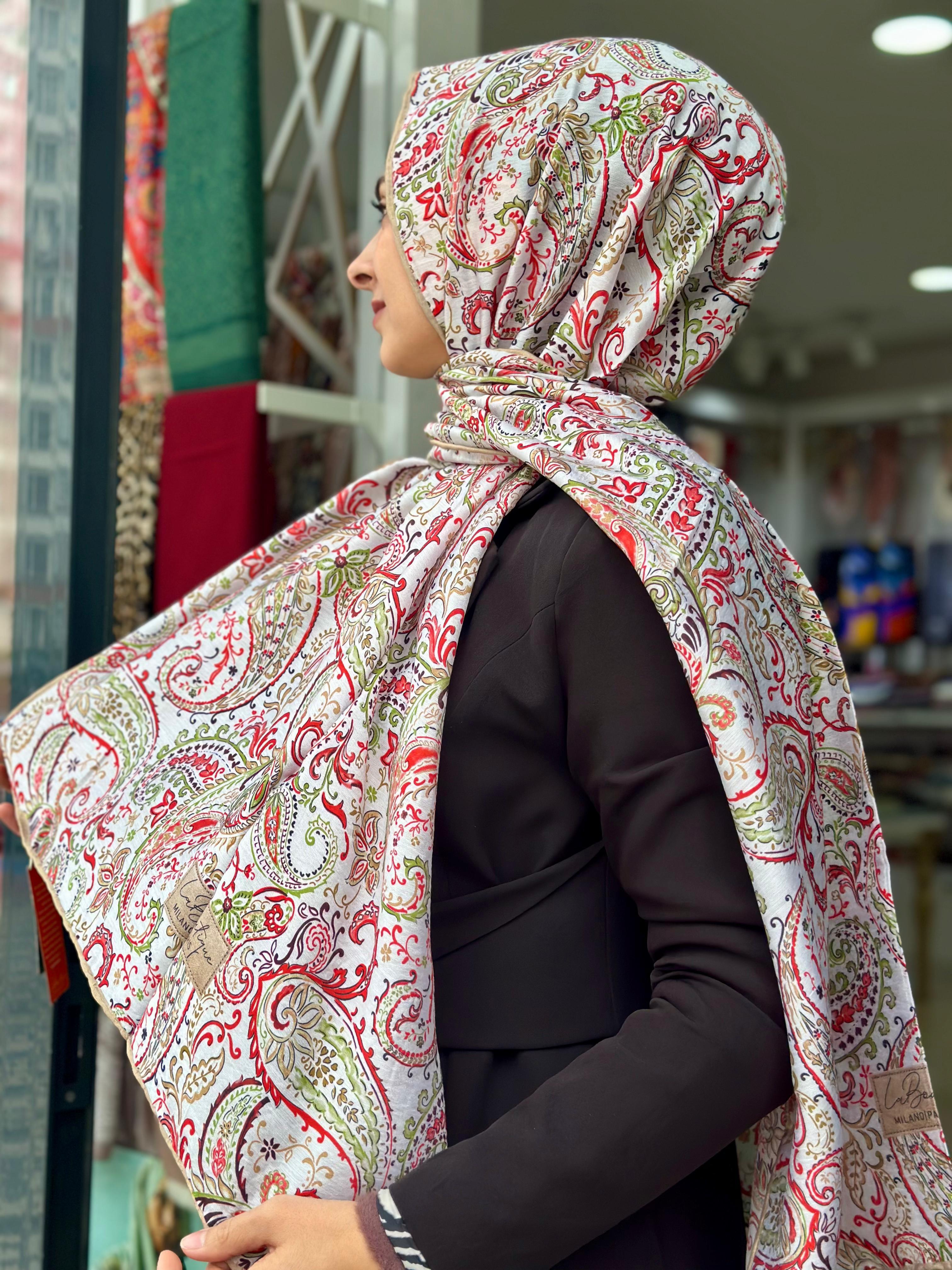 La Boutique Desenli Güz Şal 2402-03