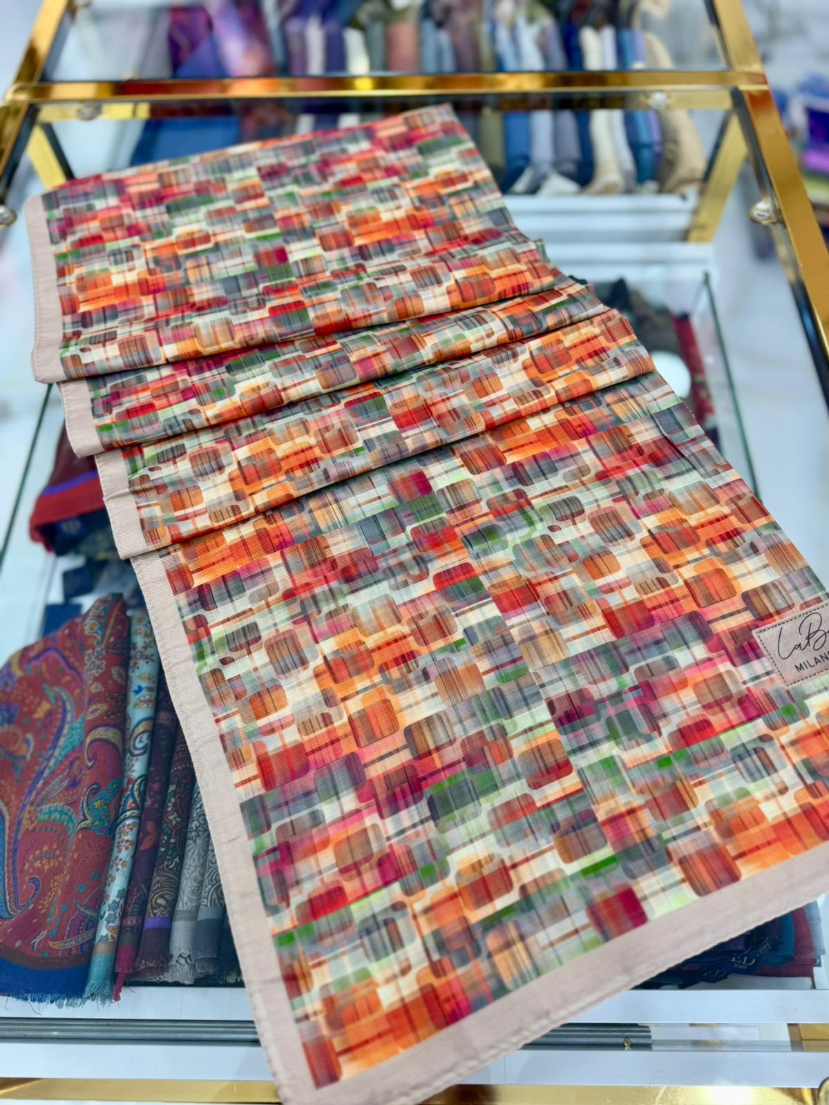 La Boutique Desenli Özel Seri Şal 05