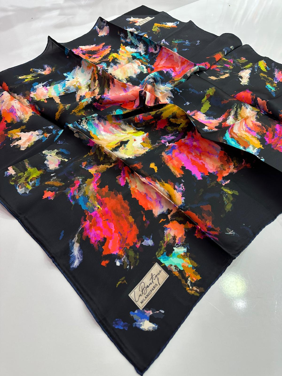 La Boutique İpek Eşarp 01