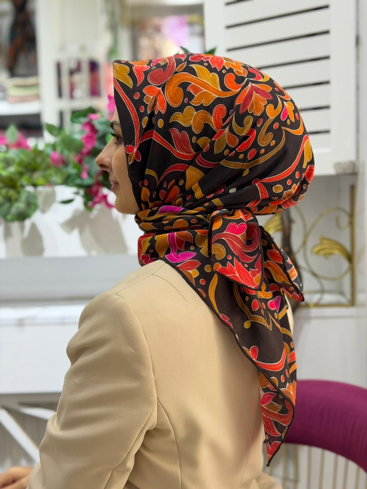 La Boutique Yeni Sezon Desenli Güz Yaz Serinliği Eşarp 04