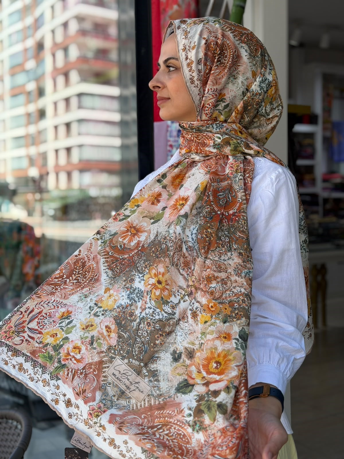 La Boutique Yeni Sezon Desenli Güz Yaz Serinliği Şal 03