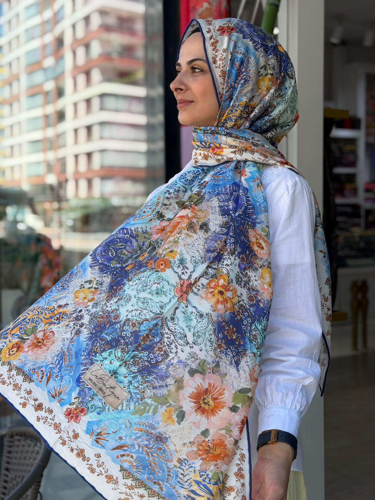 La Boutique Yeni Sezon Desenli Güz Yaz Serinliği Şal 02