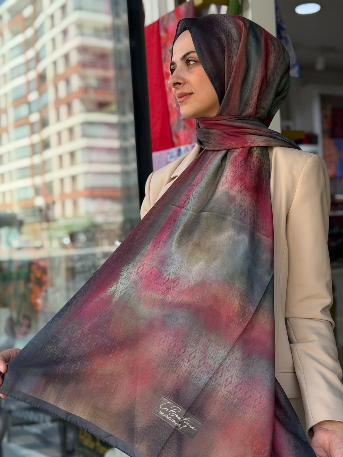 La Boutique Yeni Sezon Desenli Özel Seri Şal 02