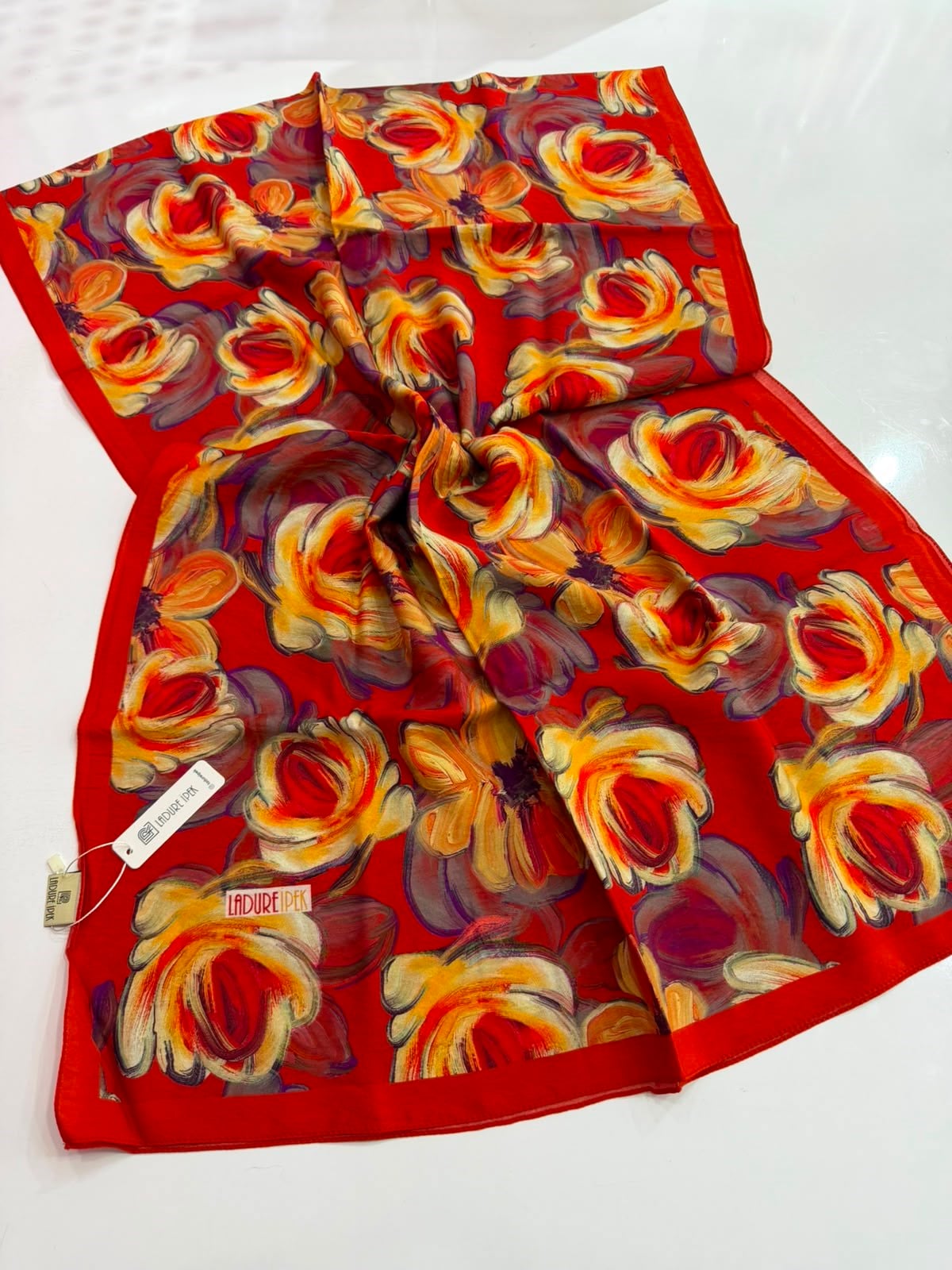 Ladure Premium Seri Şal 01