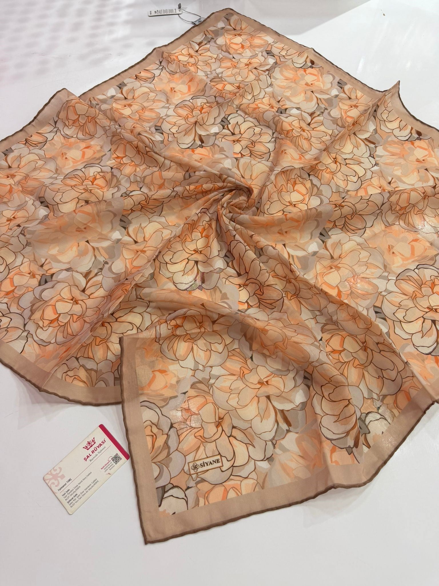 Siyane Desenli Natural Eşarp 06