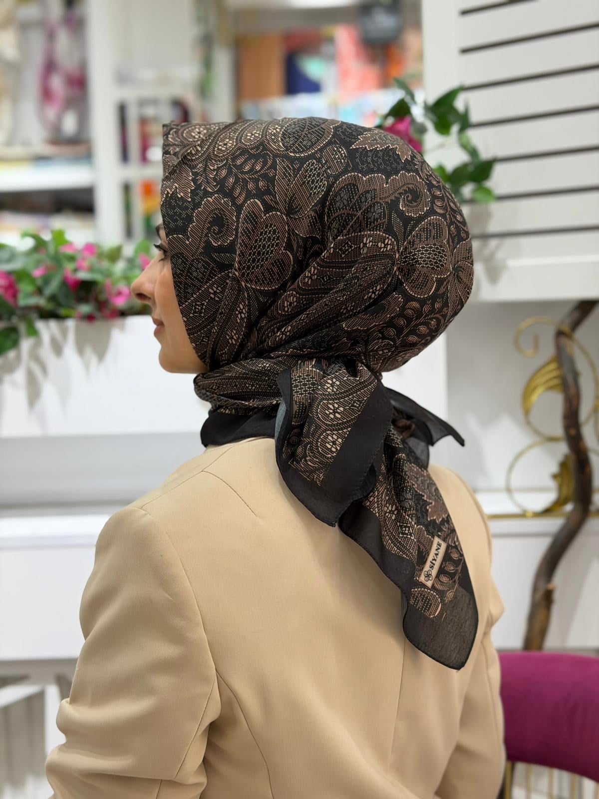 Siyane Desenli Soft Nakışlı Eşarp 04