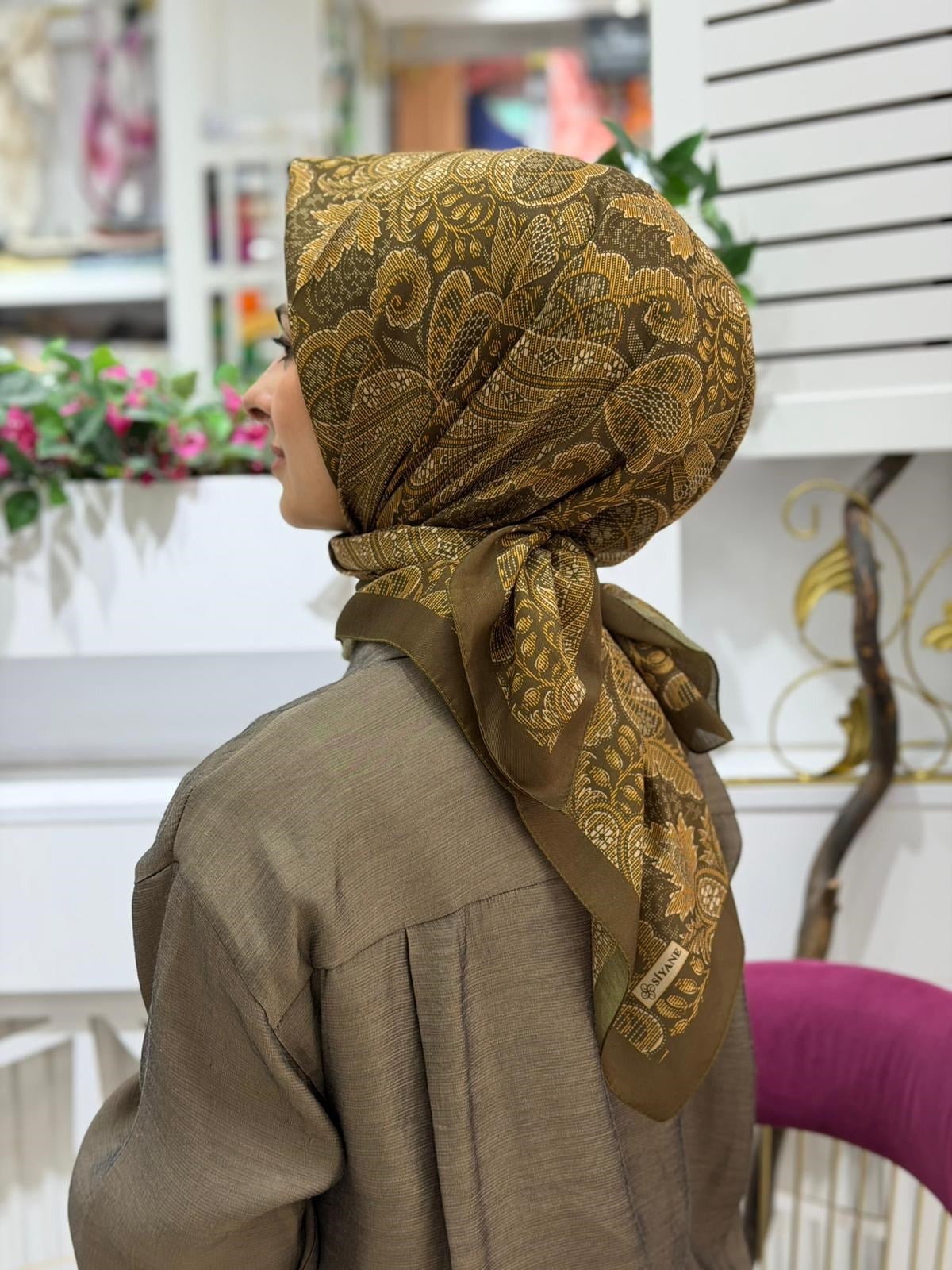 Siyane Desenli Soft Nakışlı Eşarp 12