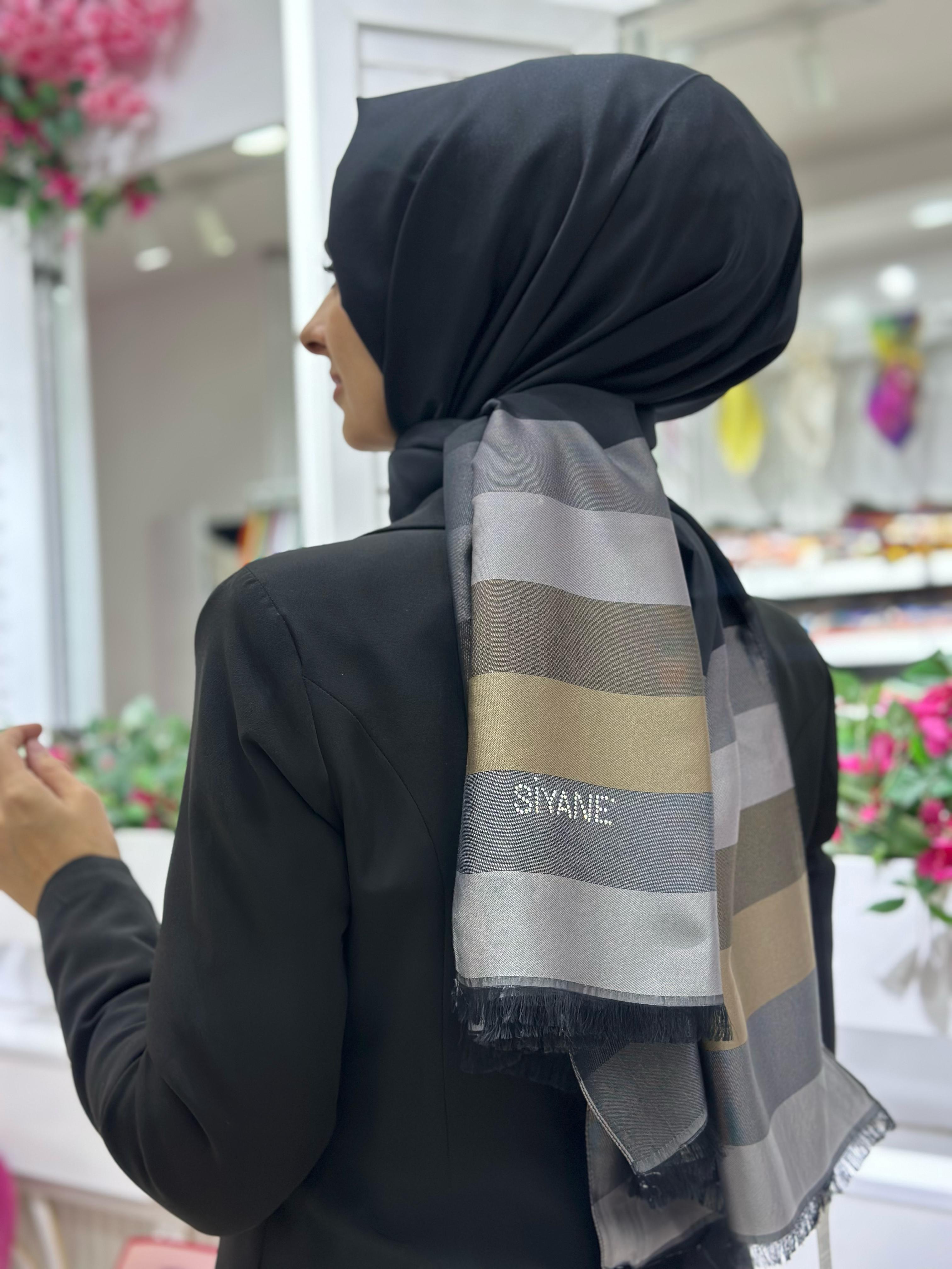 Siyane Jakarlı Şal Blok 06