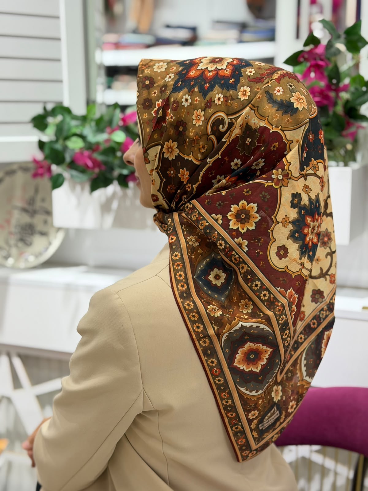Siyane Nakkaş Desen Eşarp 06