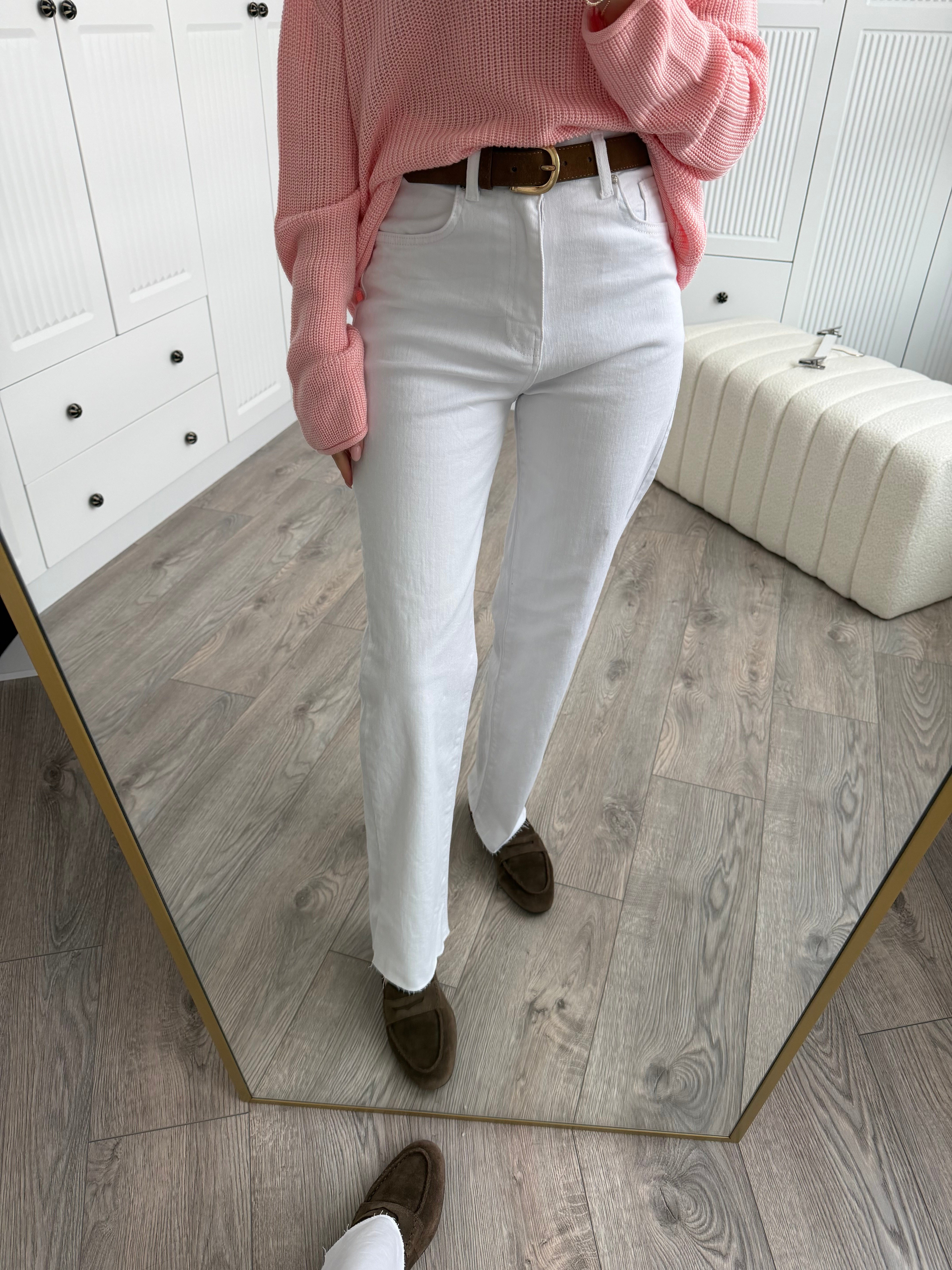 Beyaz Straight Likralı Jean