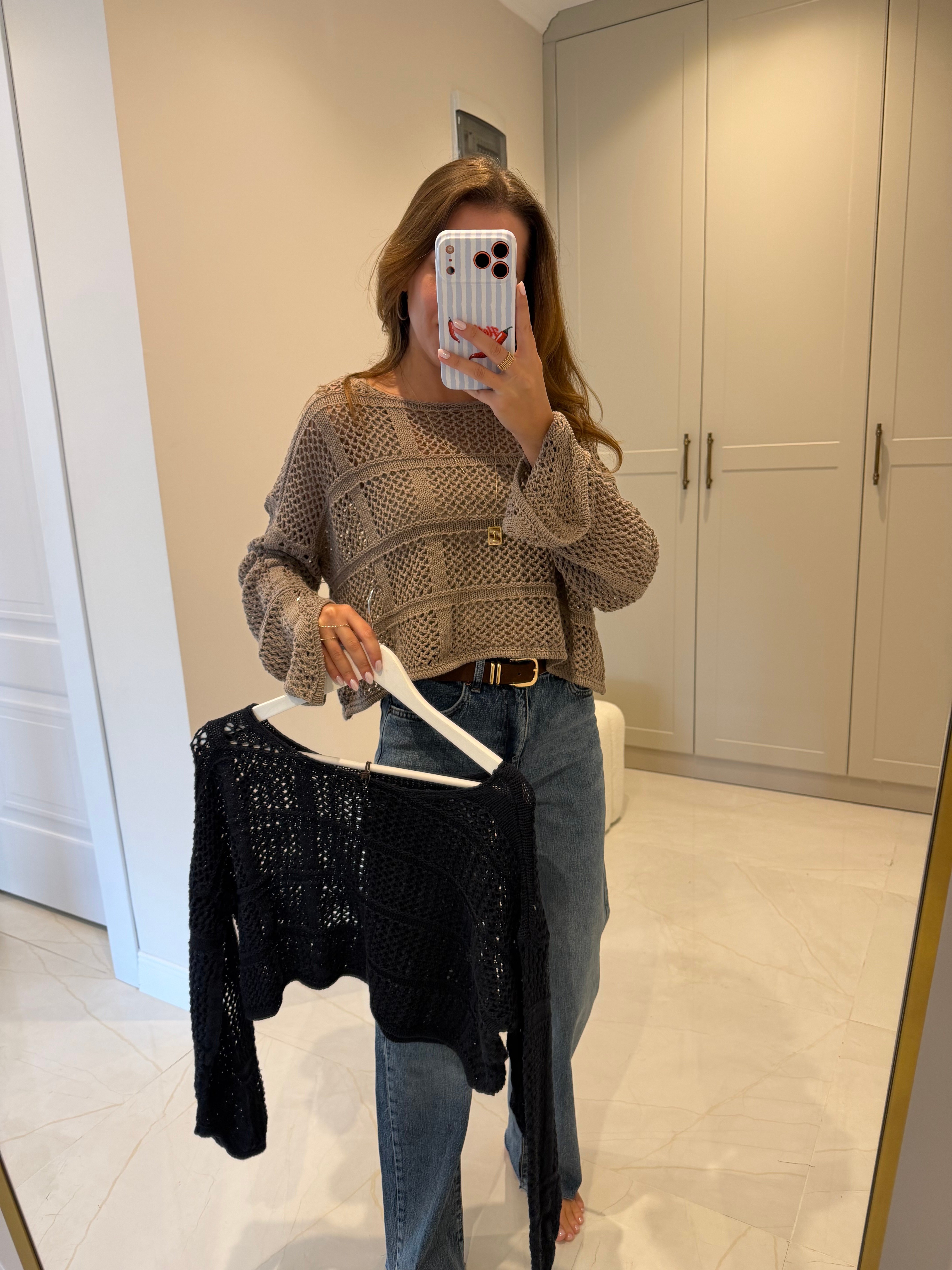 Delikli Vizon Asimetrik Kol Triko
