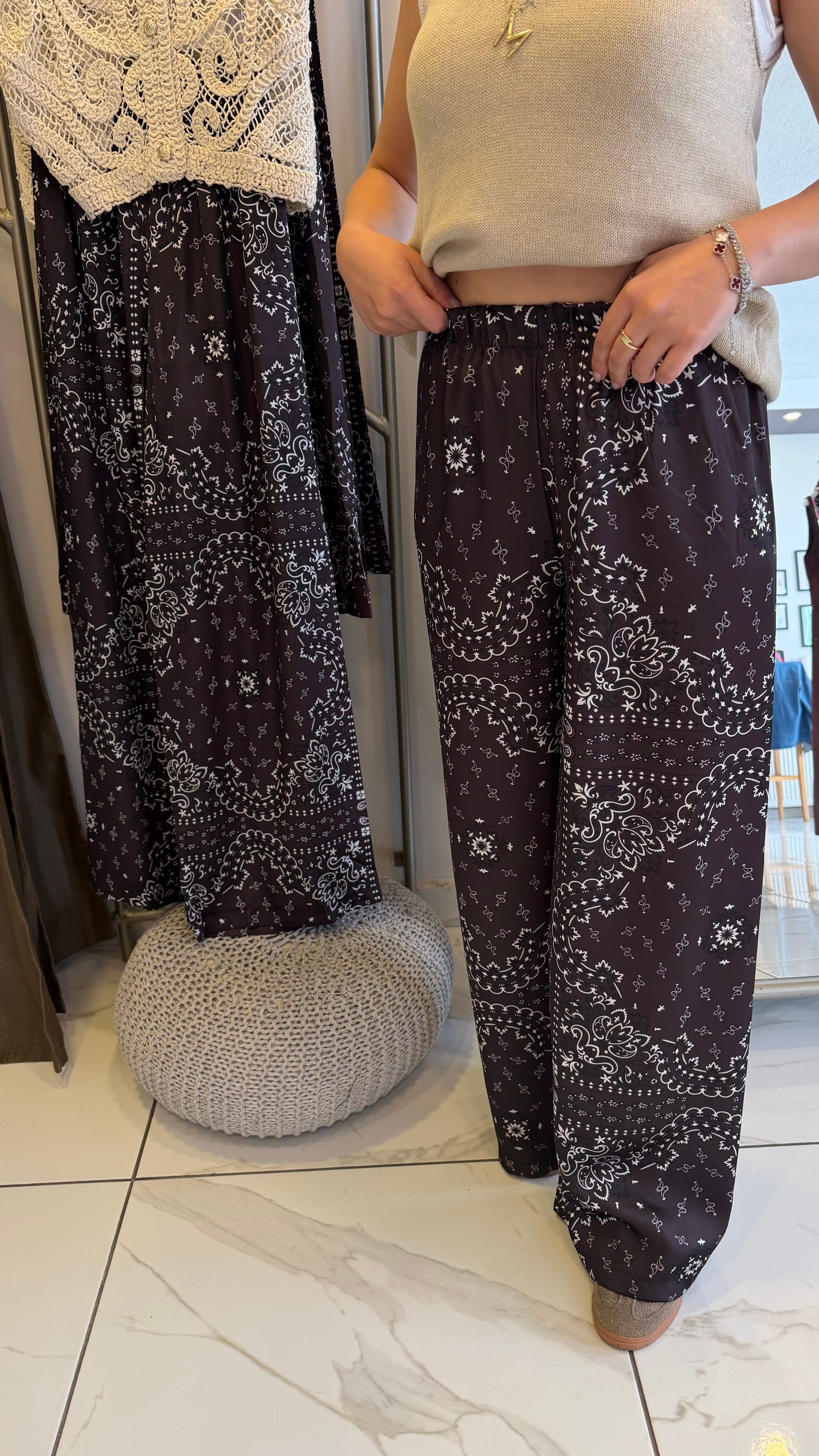 Kahve Desenli Saten Beli Lastikli Pantolon 